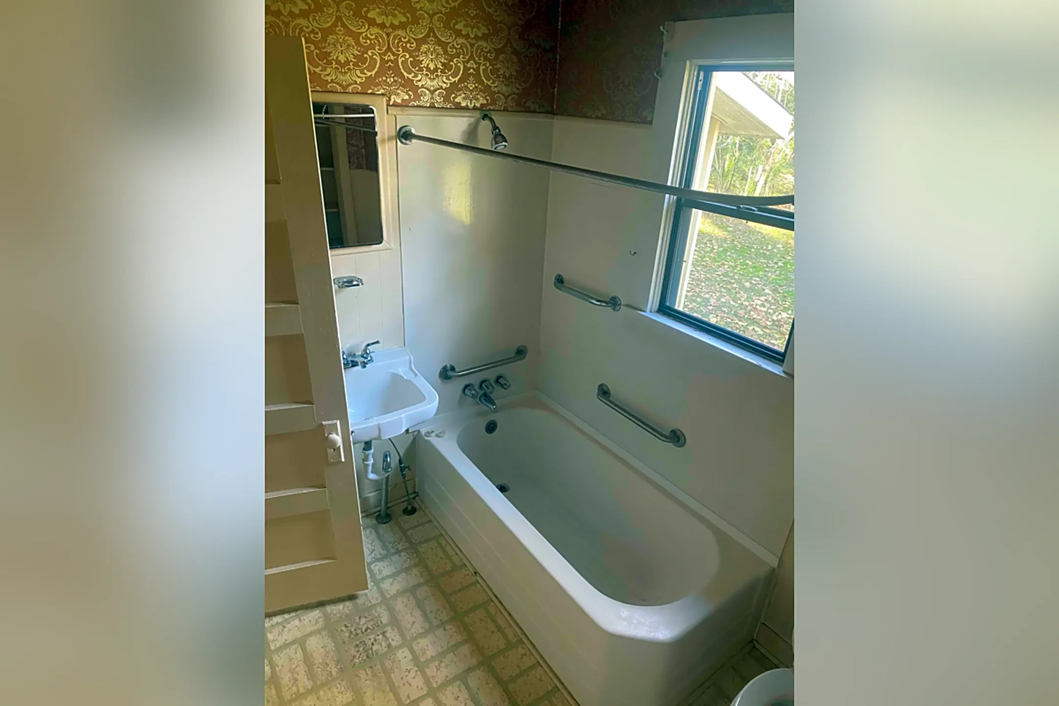 2166 FM852 2166 FM852 unit A Gilmer, TX Apartments for Rent Rent.