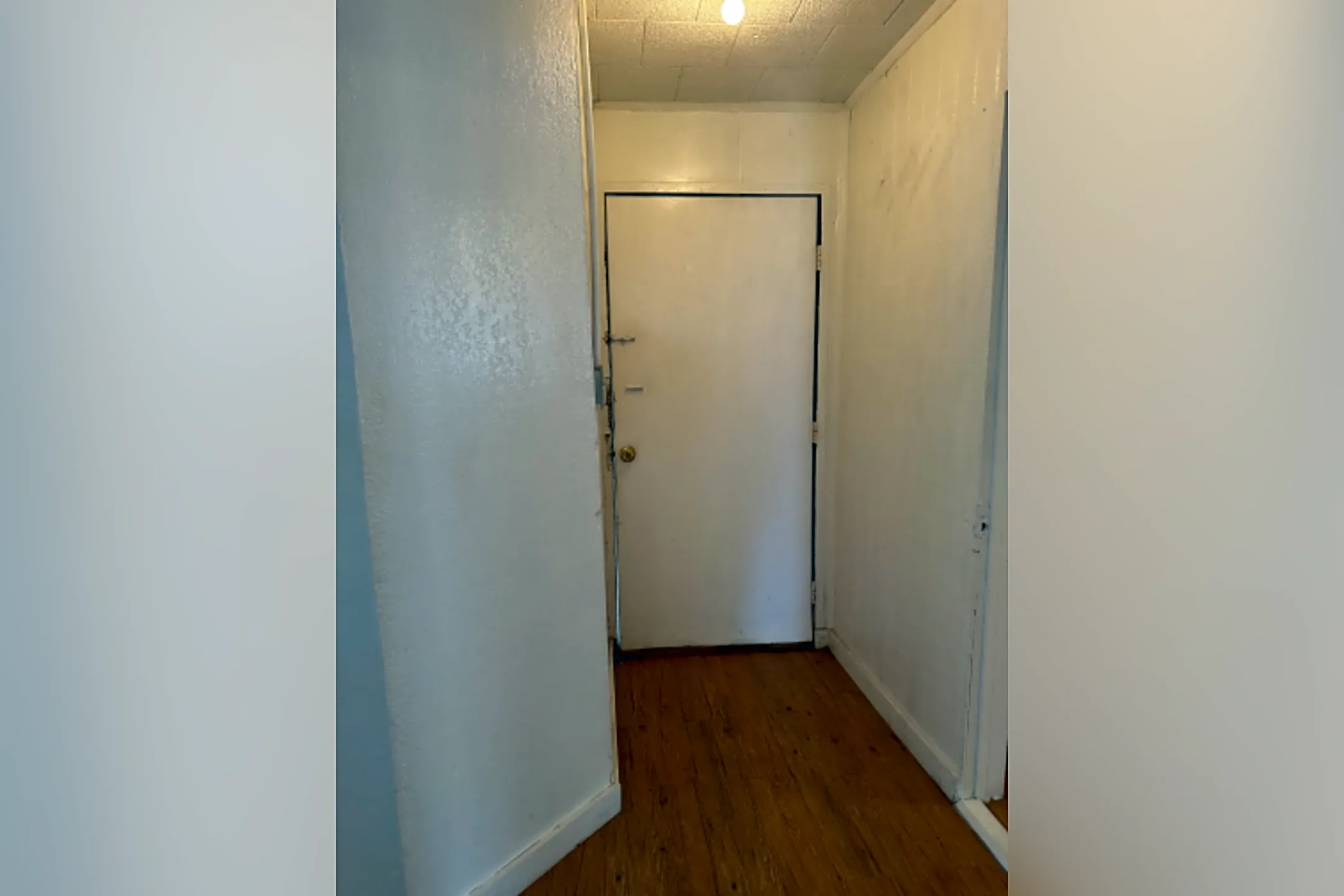 511 St John St 511 St John St unit B Gonzales, TX Houses for Rent