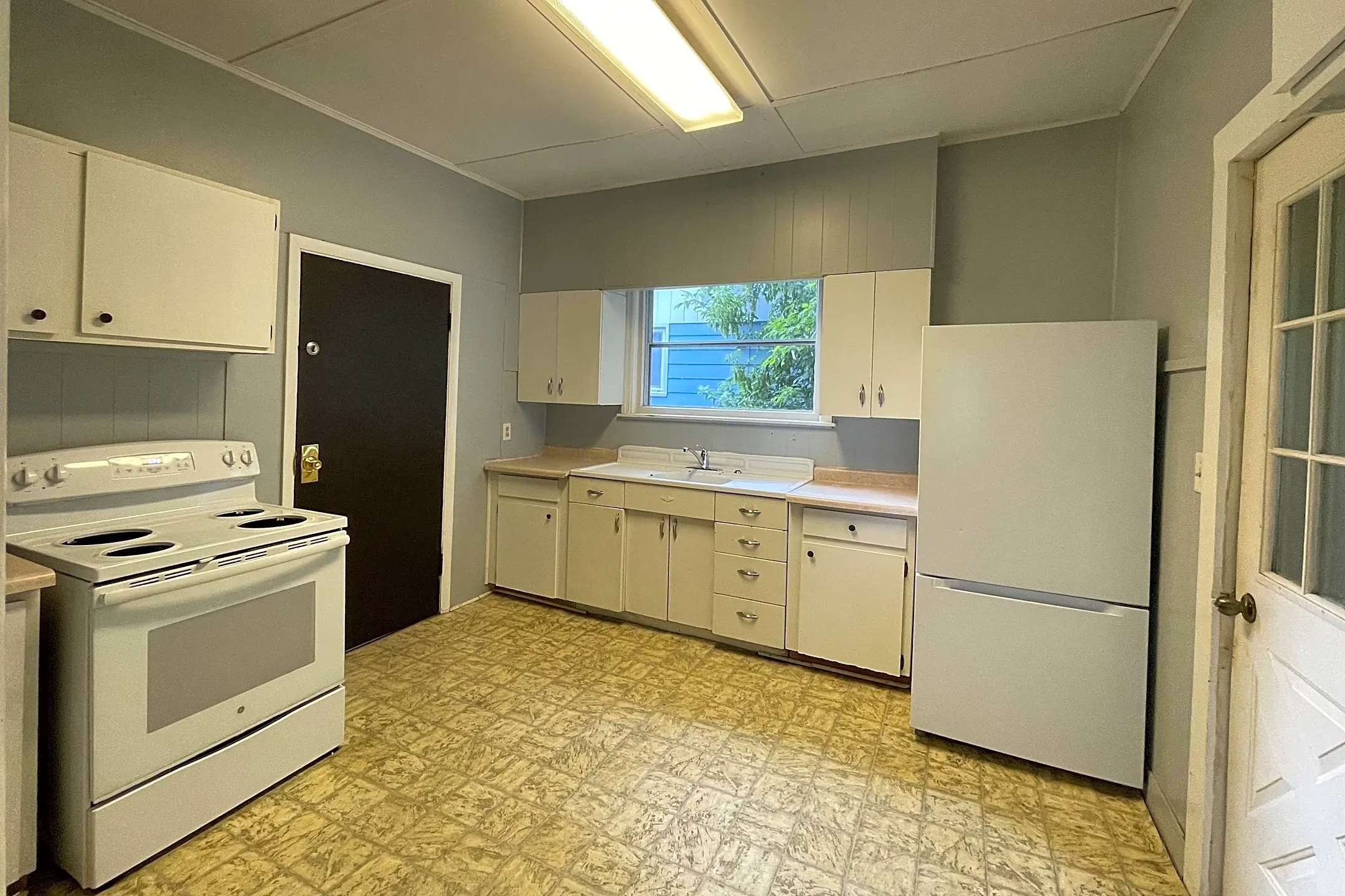 1812 Longyear Ave Marquette, MI Houses for Rent Rent.