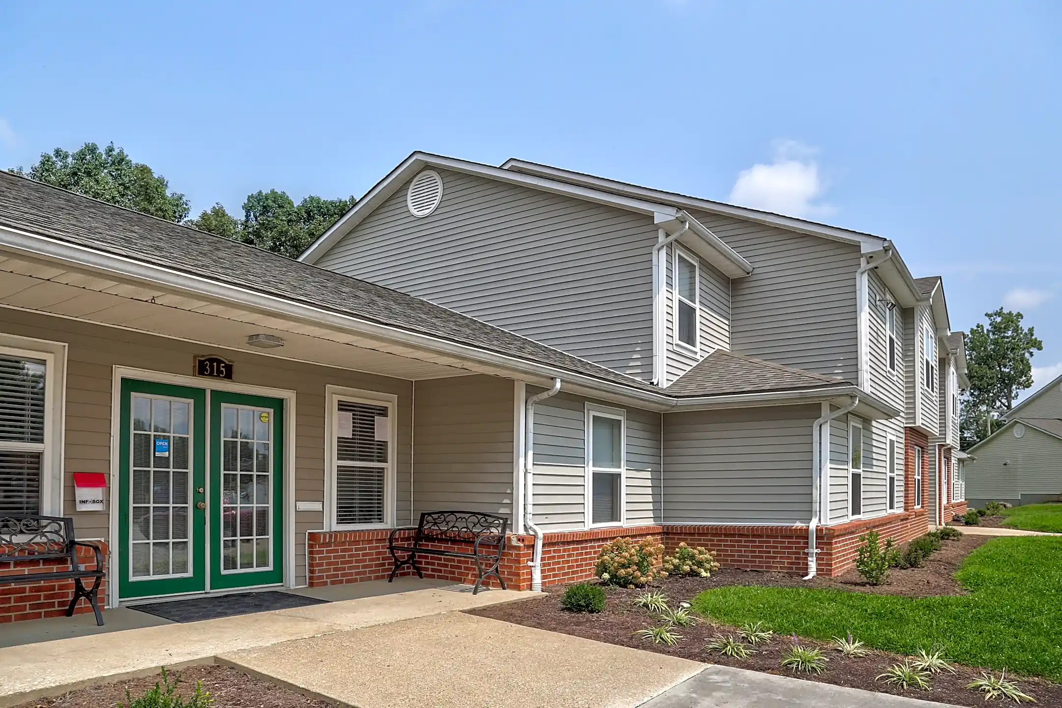 Austin Park and Clay Villa Apartments Frankfort, KY 40601