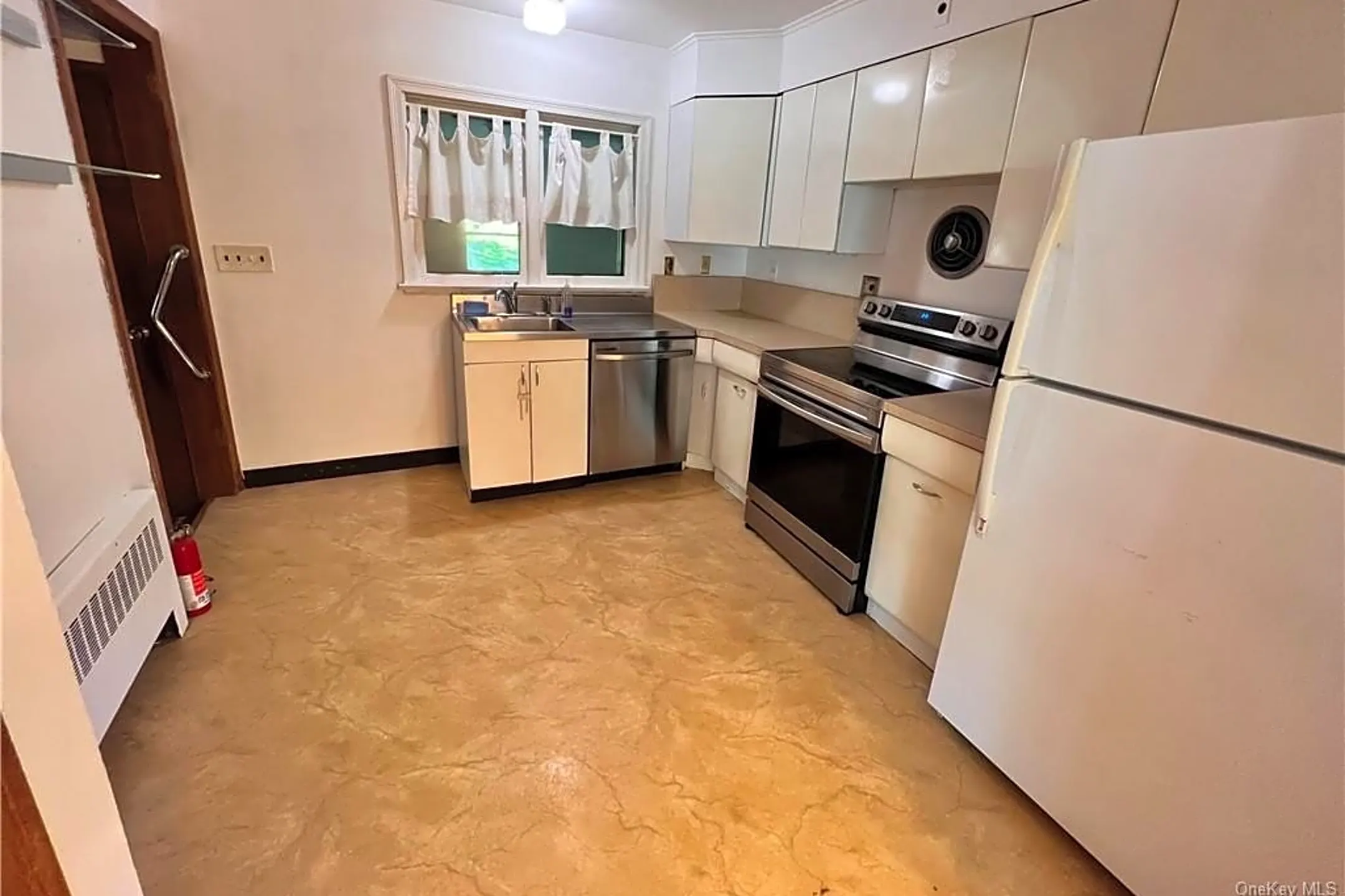 178 Mt Airy Rd Houses New Windsor, NY 12553