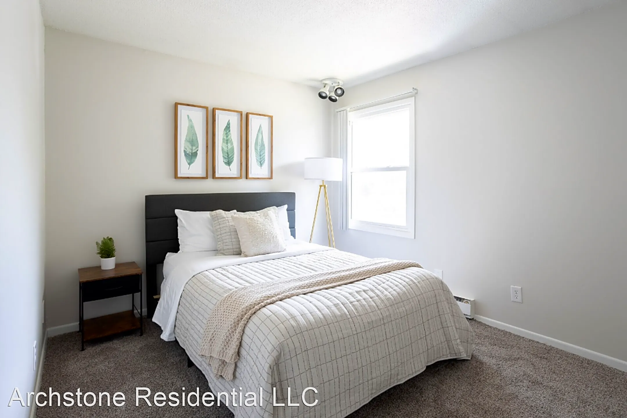 7800 Iltis Dr | Urbandale, IA Apartments for Rent | Rent.