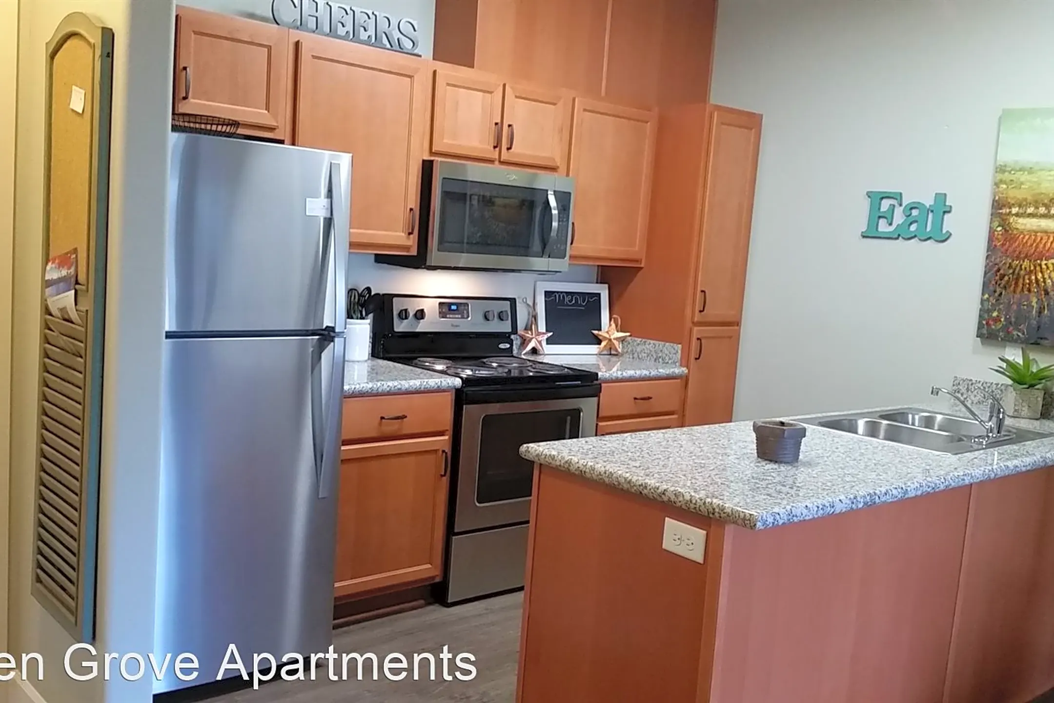 Kitchen - Aspen Grove Apartments - Salem, OR