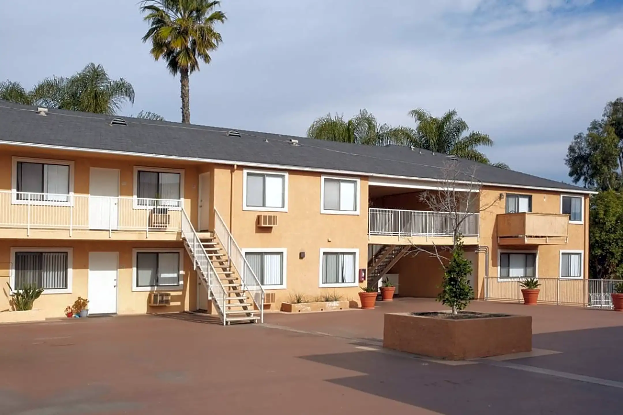 Lucera Apartments Anaheim, CA 92805