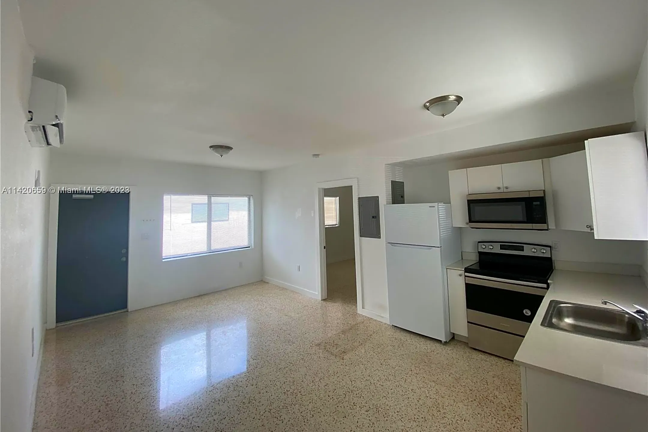 Living Room - 159 NE 56th St #2 - Miami, FL