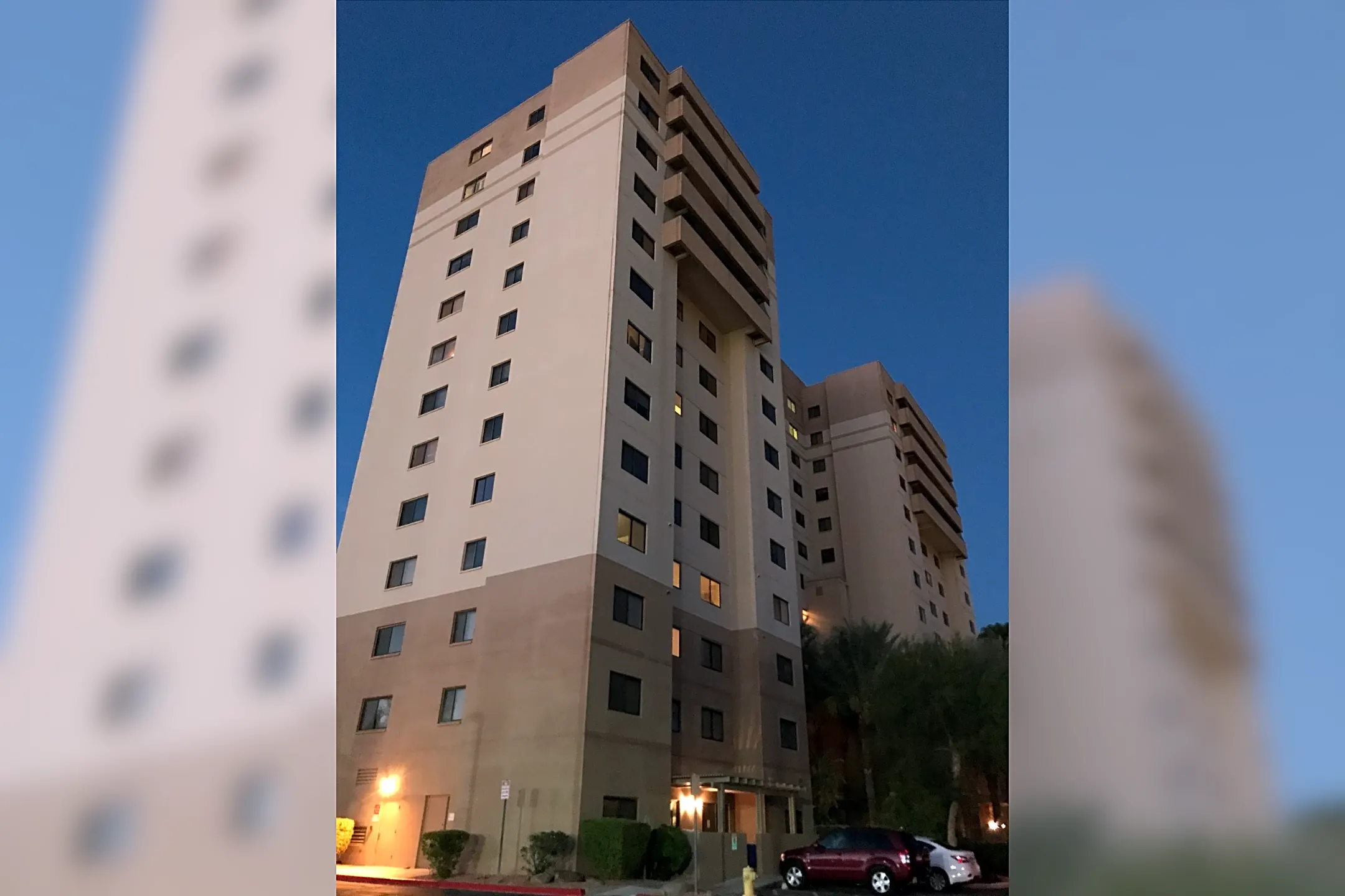 Courtyard Towers - 22 N Robson | Mesa, AZ Apartments for Rent | Rent. 