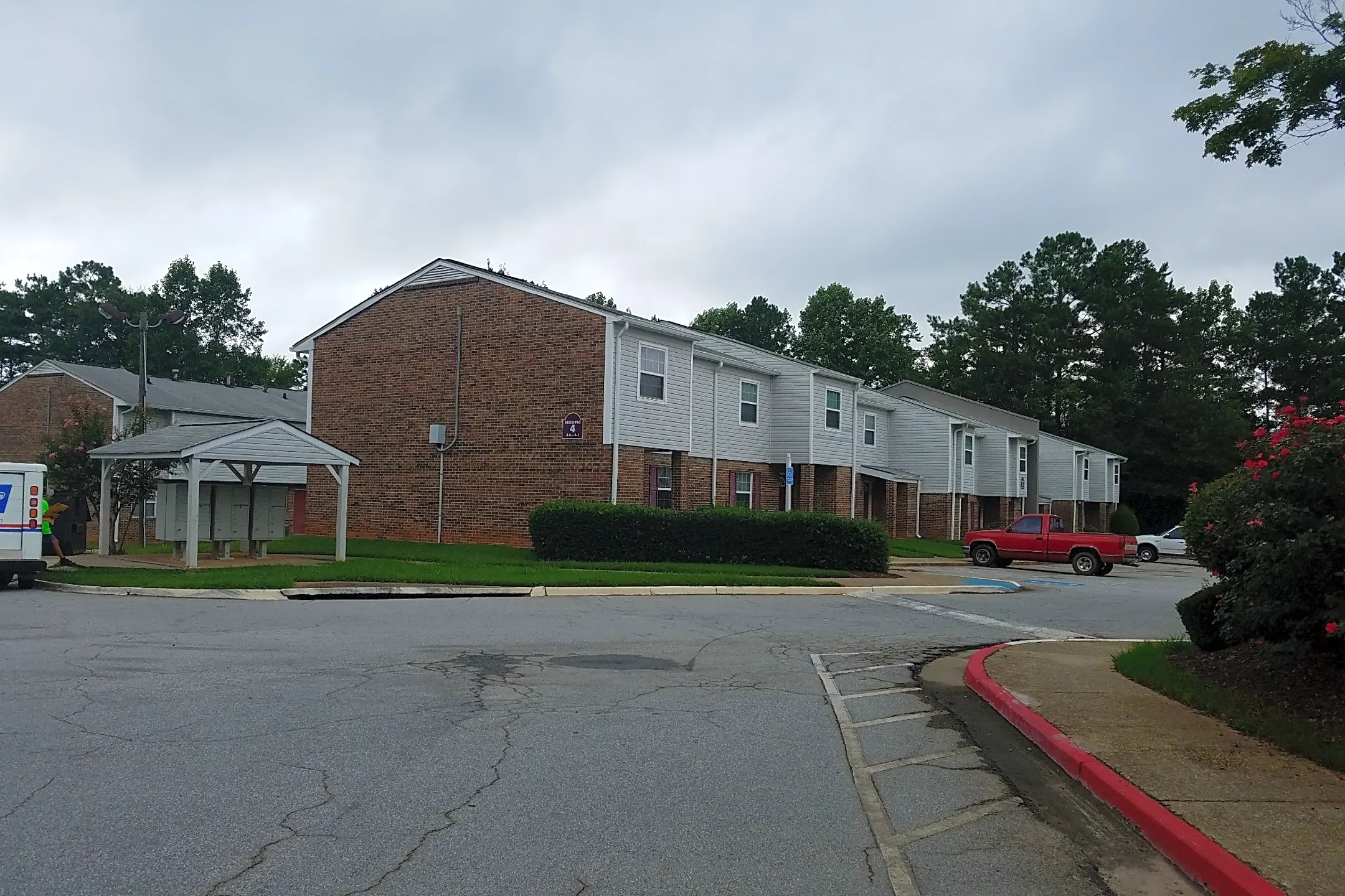 douglas-village-apartments-6549-brown-st-douglasville-ga-for-rent