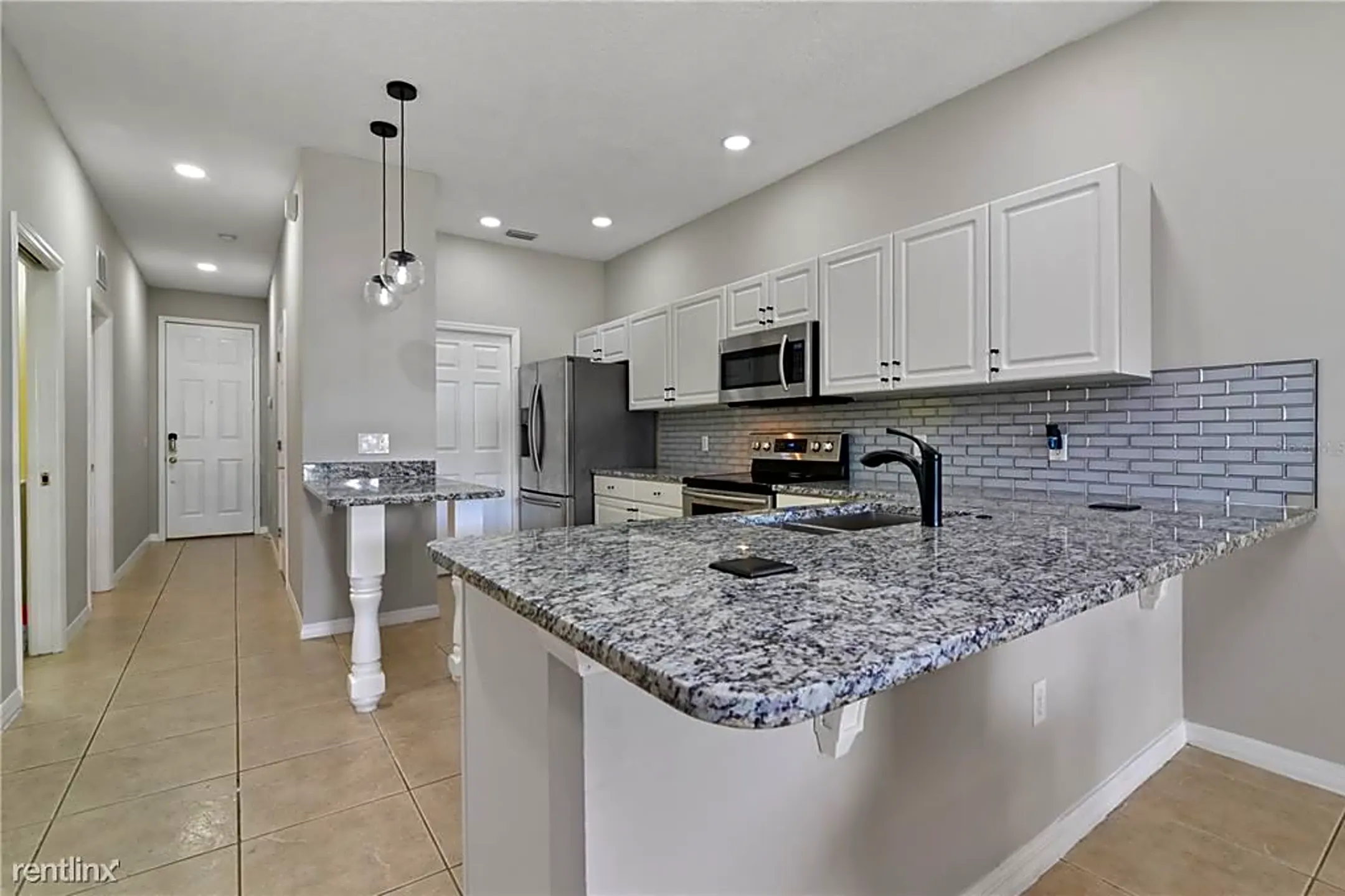 Kitchen - 3421 Home Town Ln - Saint Cloud, FL