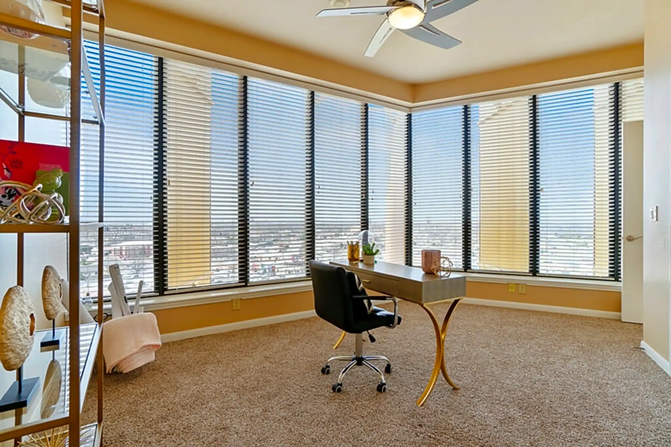 The Classen 2200 N Classen Blvd Oklahoma City, OK Apartments for