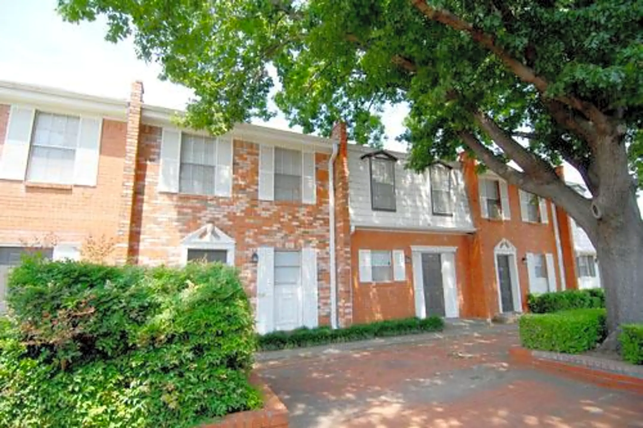 4401 Glenview Ct Apartments North Richland Hills, TX 76180