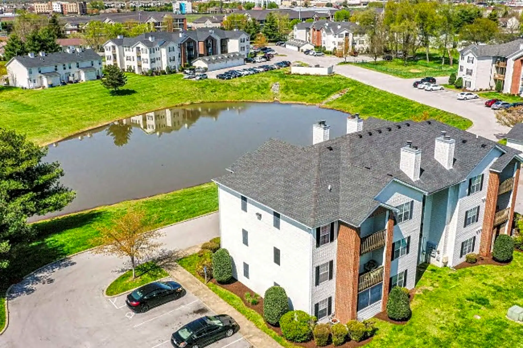 Cave Springs Apartments 376 Pascoe Blvd Bowling Green, KY