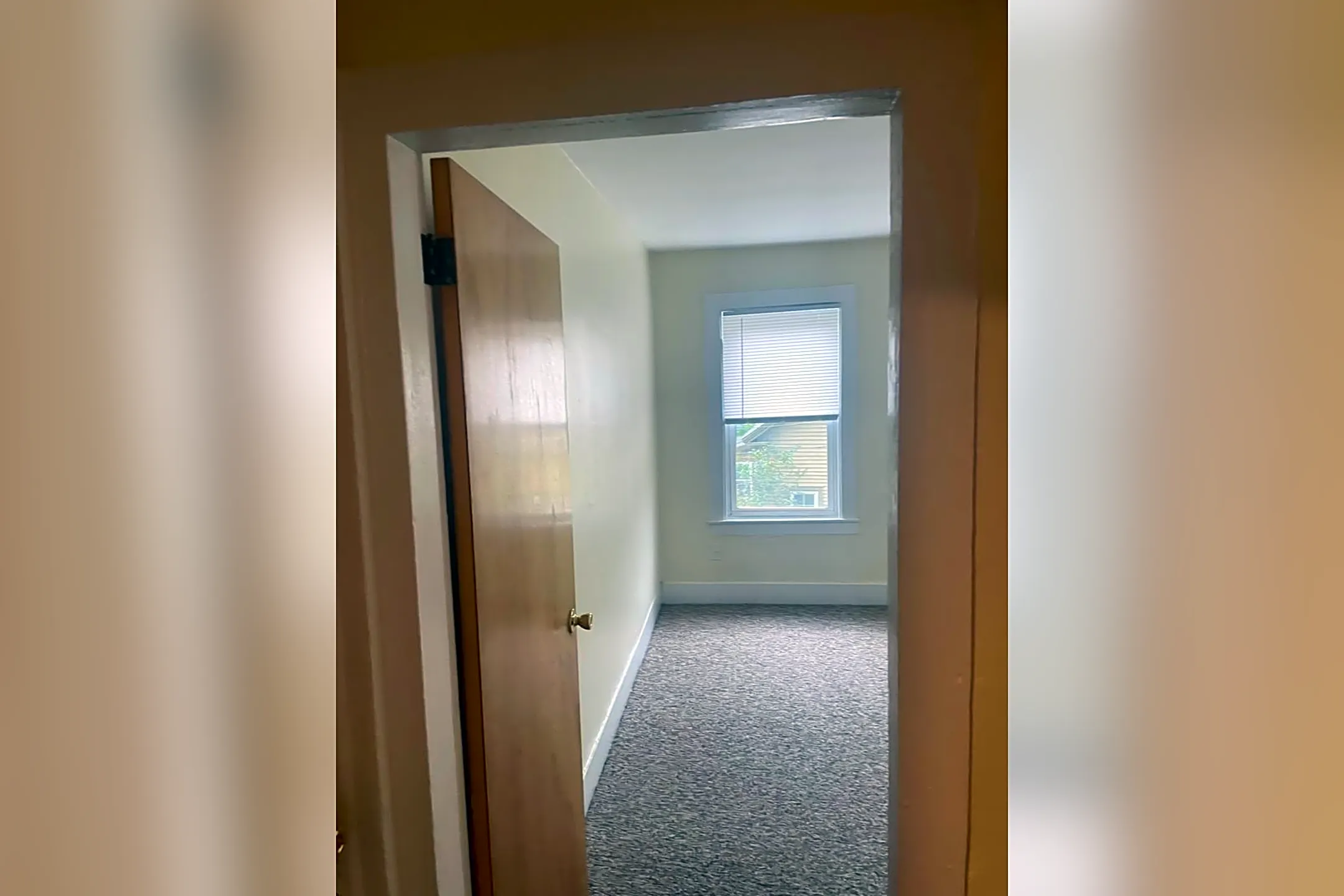 21 Clark St 21 Clark St unit 21CL Brattleboro, VT Houses for Rent