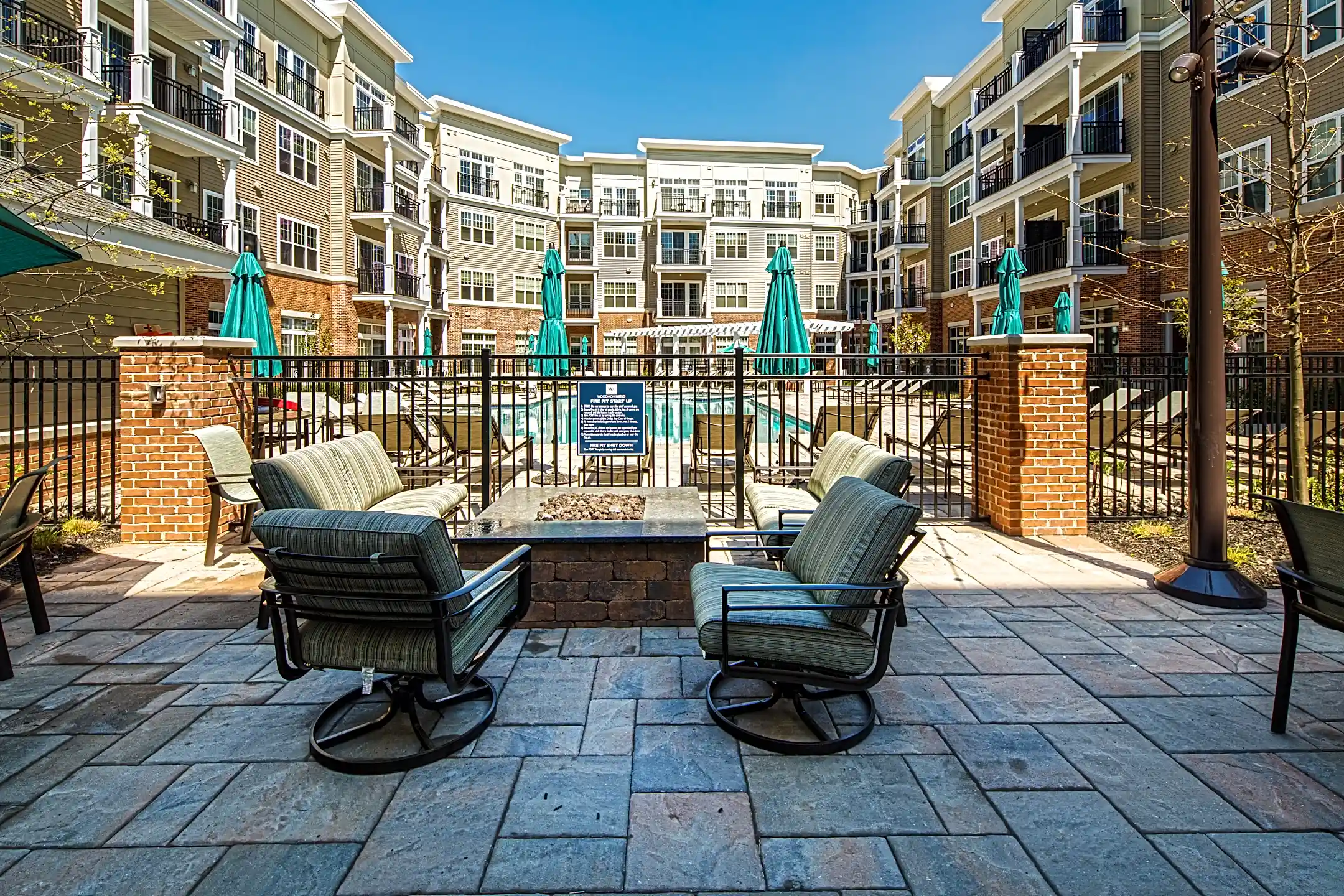 Woodmont Metro at Metuchen Station 99 New Street Metuchen, NJ