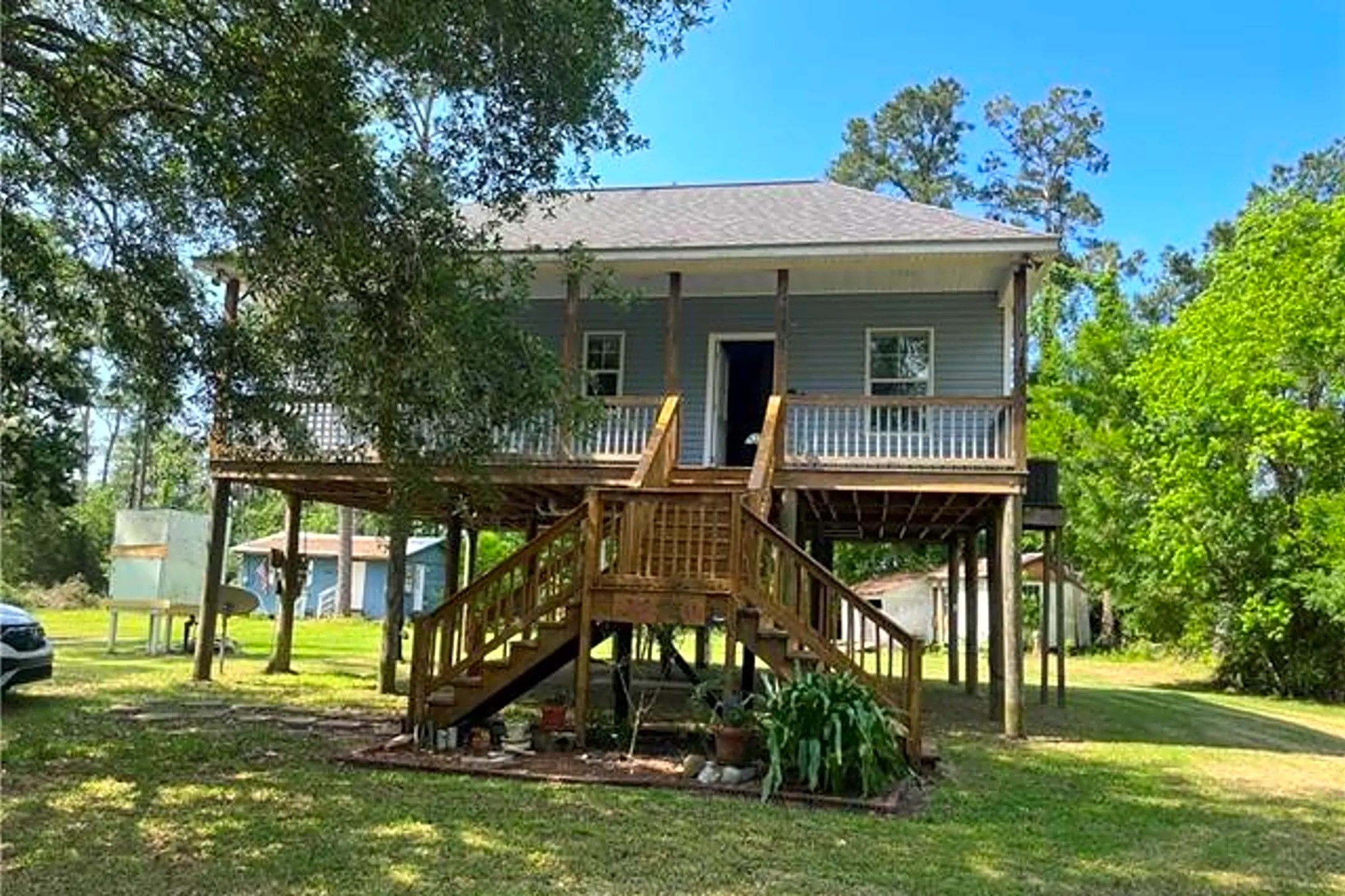 27580 Sampson Dr Houses - Lacombe, LA 70445