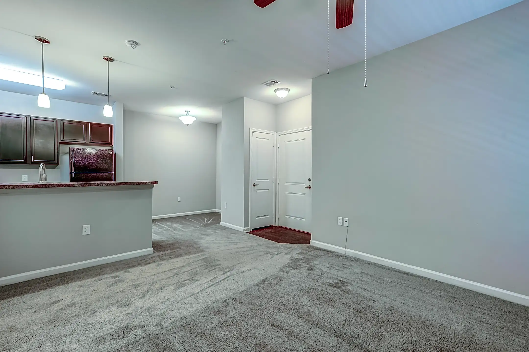 River Park Apartments 1328 Parklane Road MS Apartments for