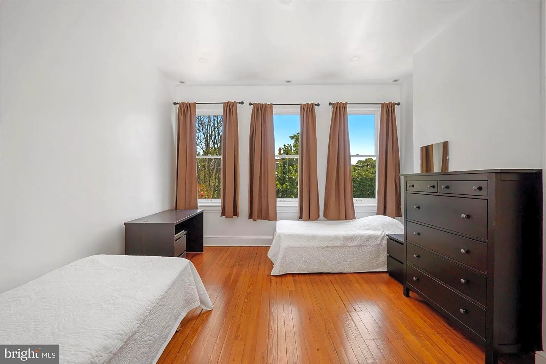 Bedroom - 1414 35th St NW - Washington, DC