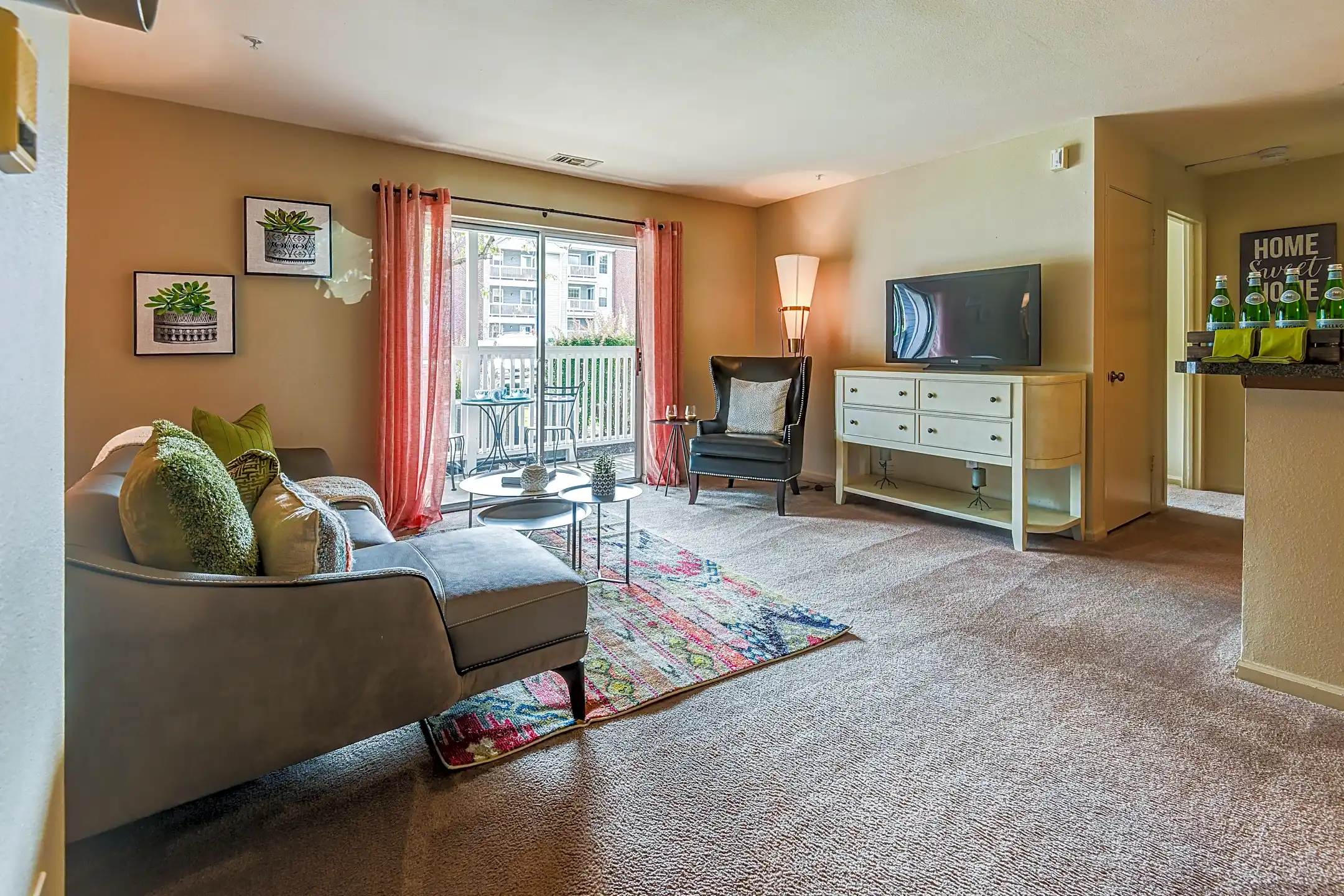 The Village At Wethersfield Apartments Wethersfield, CT 06109