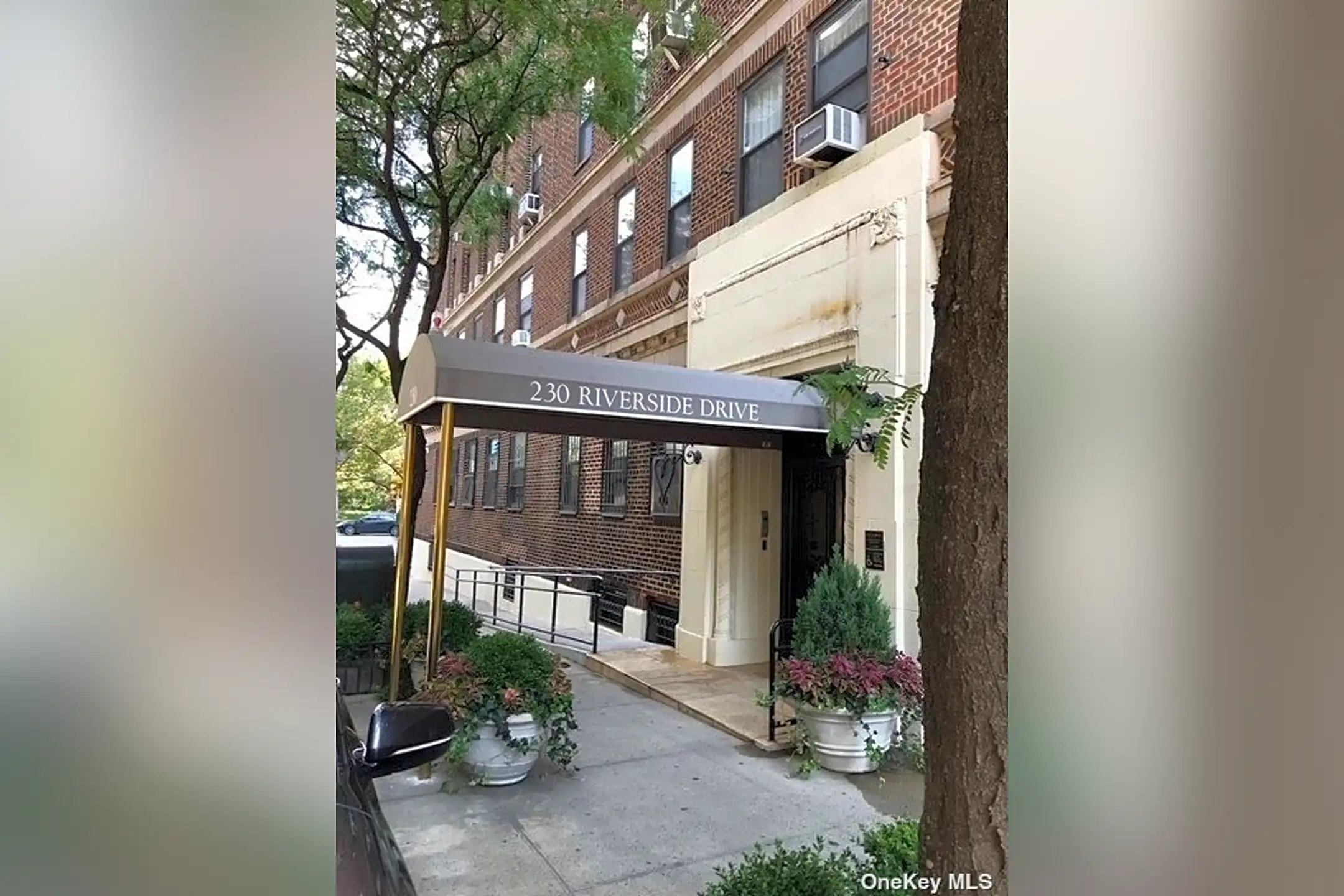 Community Signage - 230 Riverside Dr #6F - New York, NY