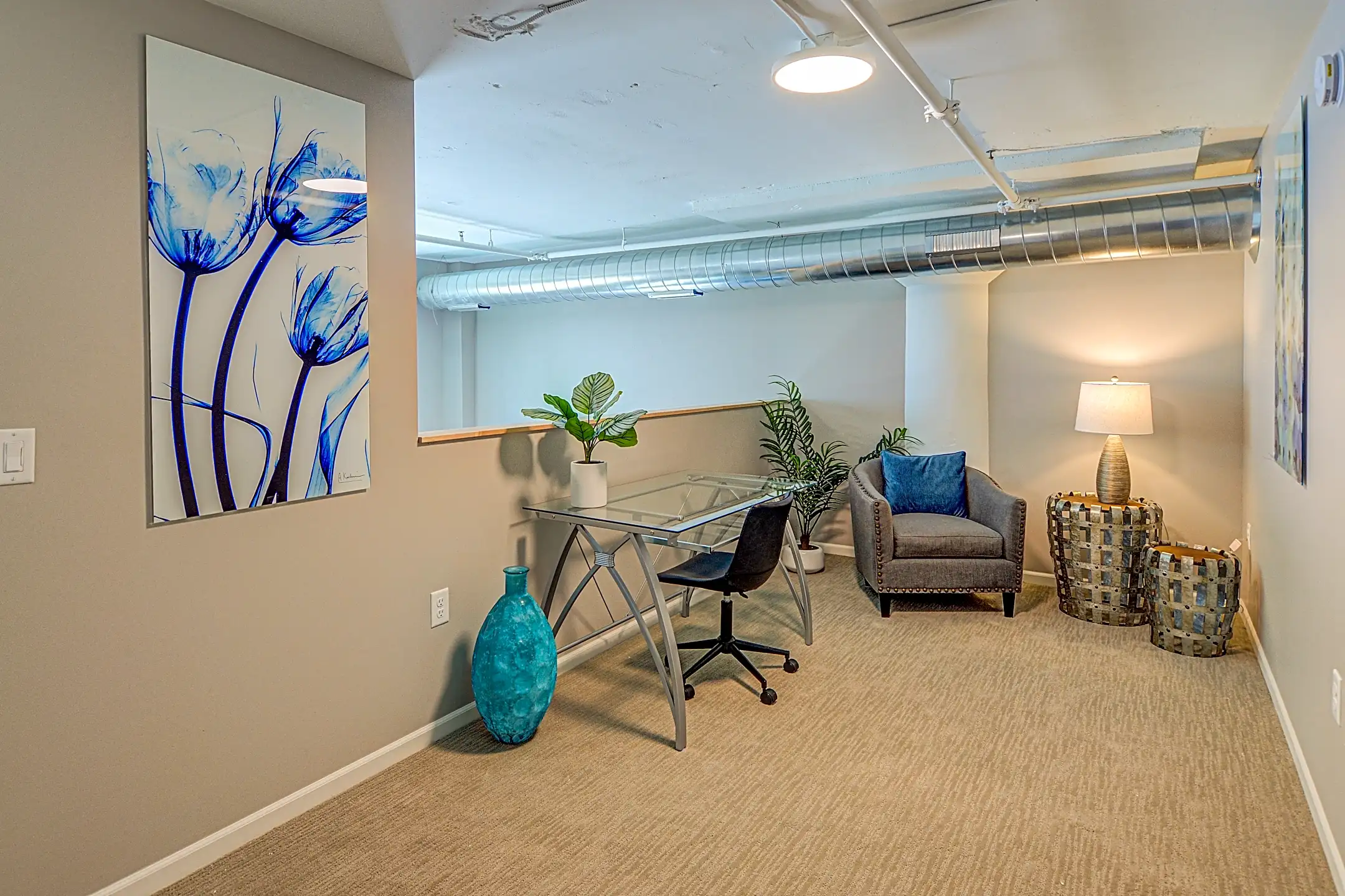 R7 Lofts - Saint Paul, MN