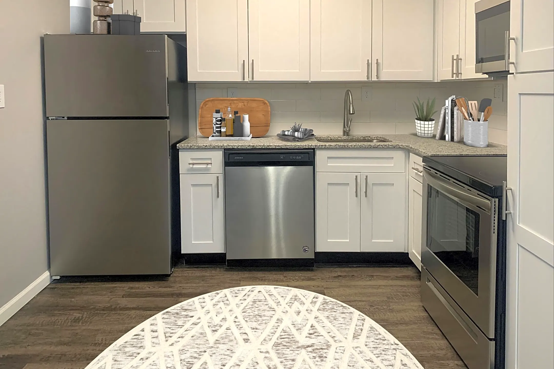 Three Rivers Luxury Apartments Fort Wayne, IN 46802