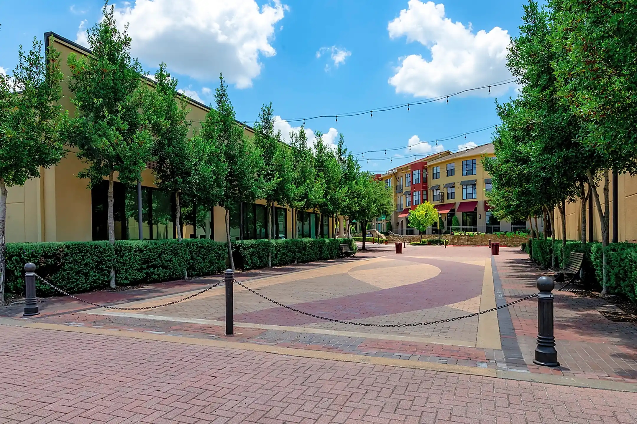 Desoto Town Center Apartments 207 E Pleasant Run Rd DeSoto, TX