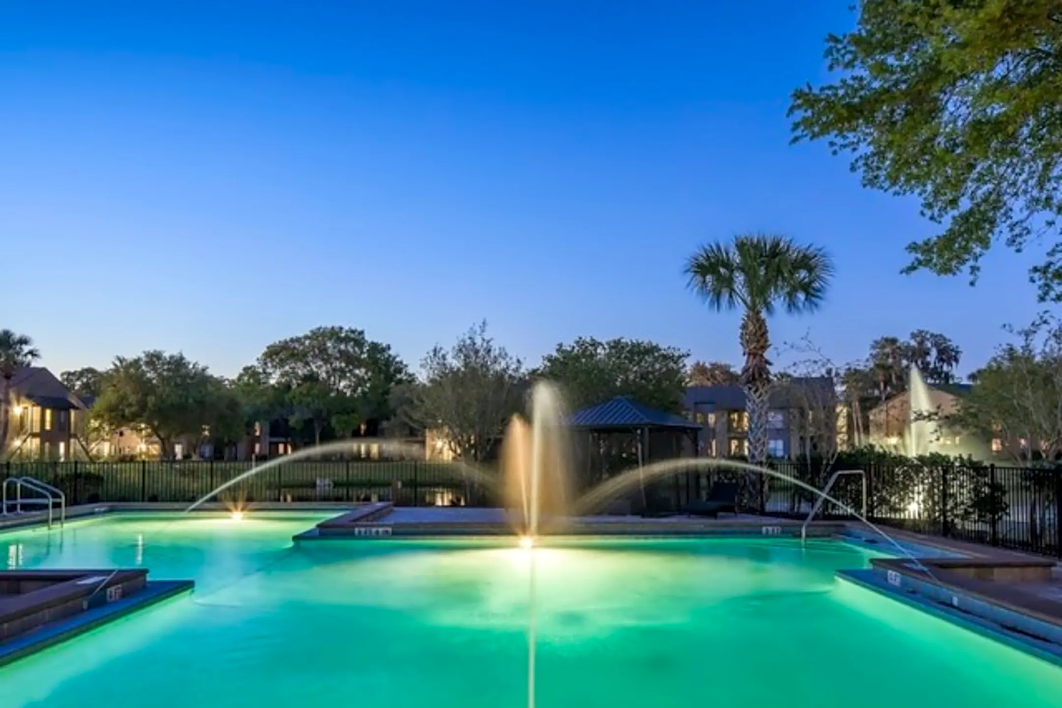 The Park at Lake Como 8302 Crystal Harbour Drive Tampa, FL