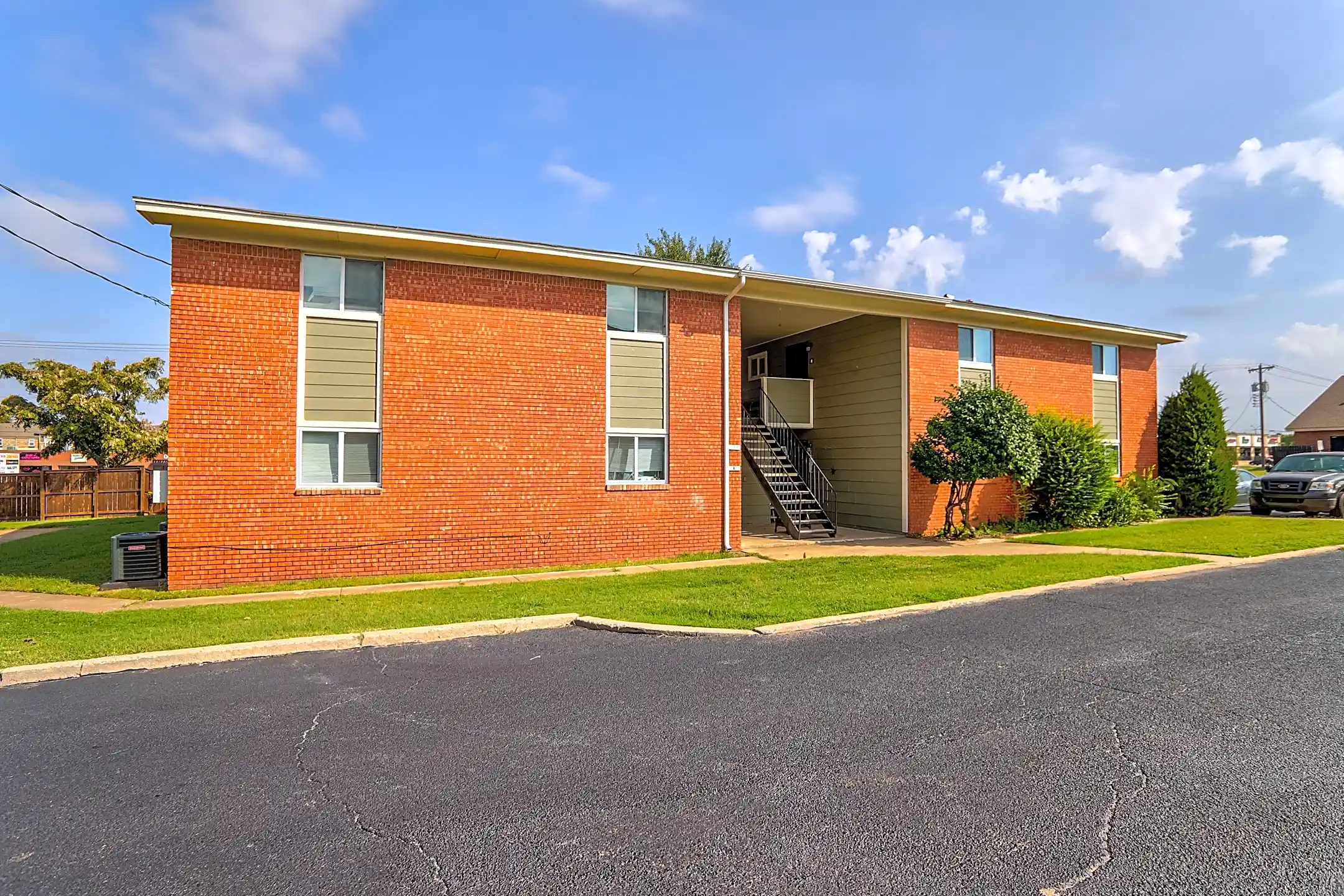 The Prairie at Yukon 1000 Cornwell Drive Yukon, OK Apartments for