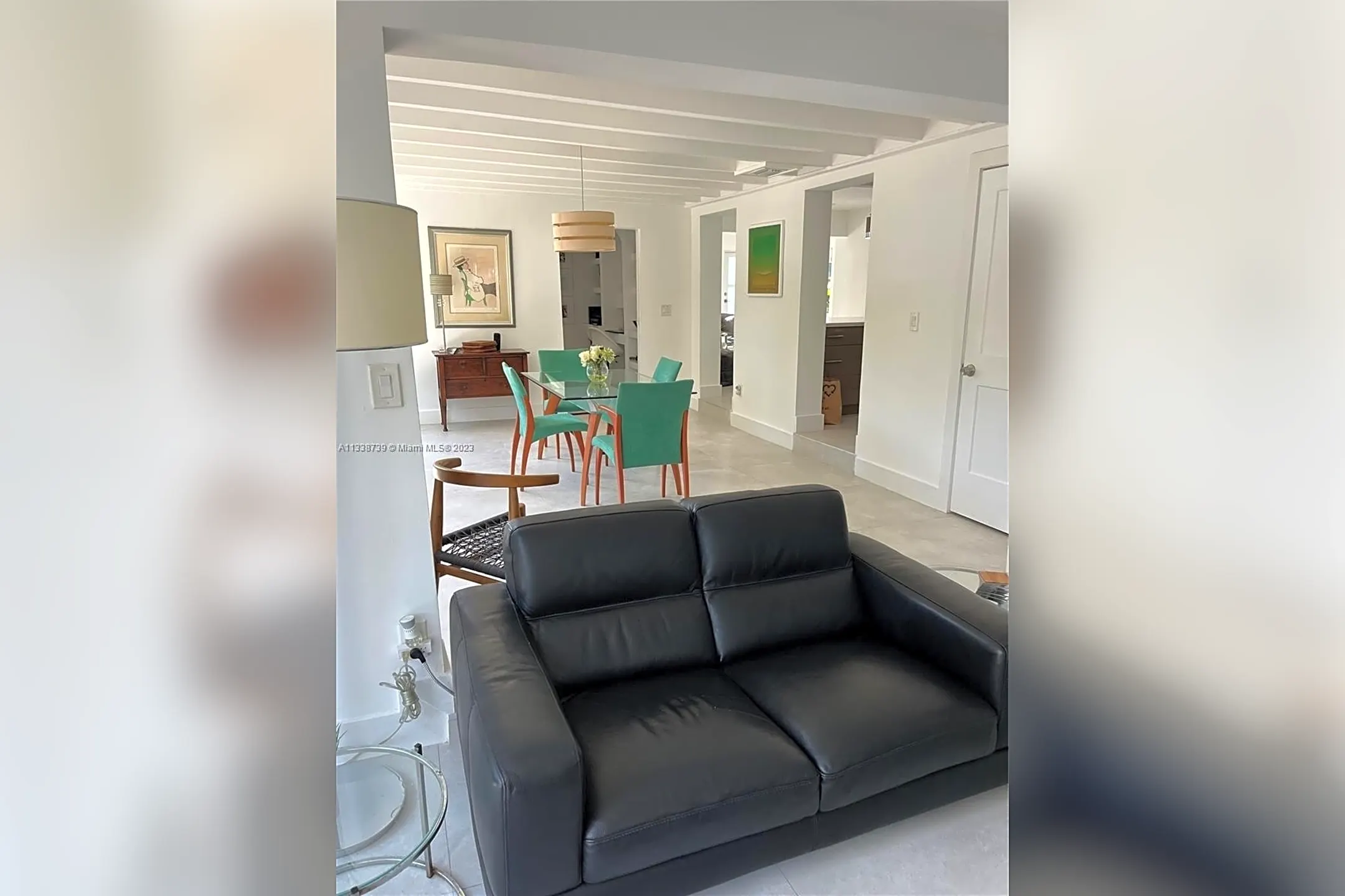 Living Room - 701 SW 9th Ave - Fort Lauderdale, FL