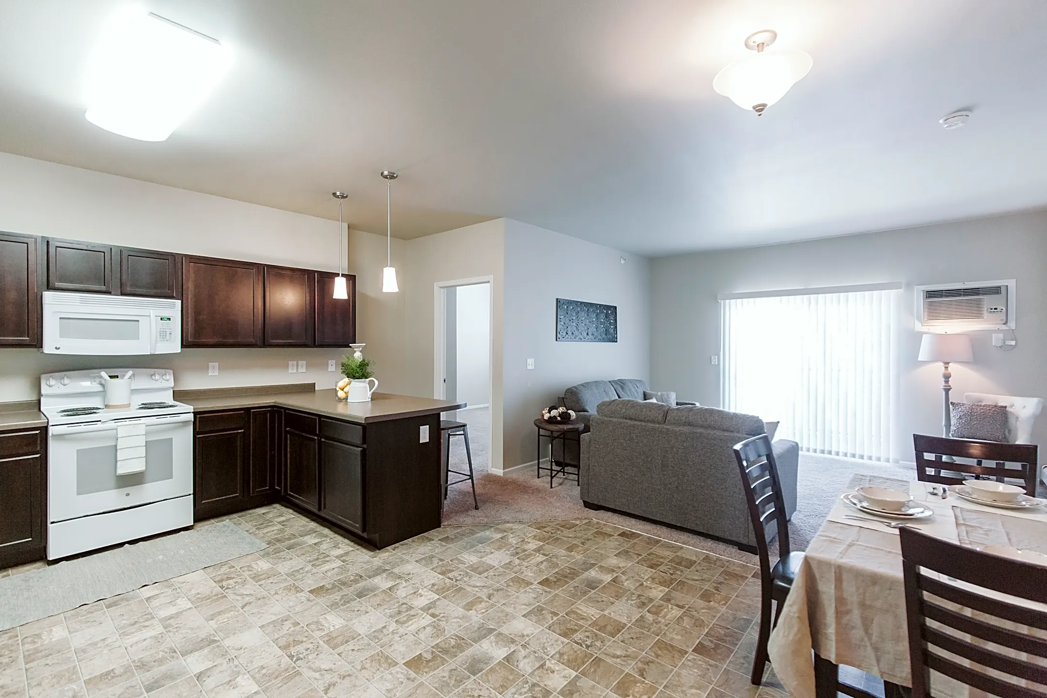 Diamond Bend Apartments 4351 21st St SE Mandan, ND Apartments for