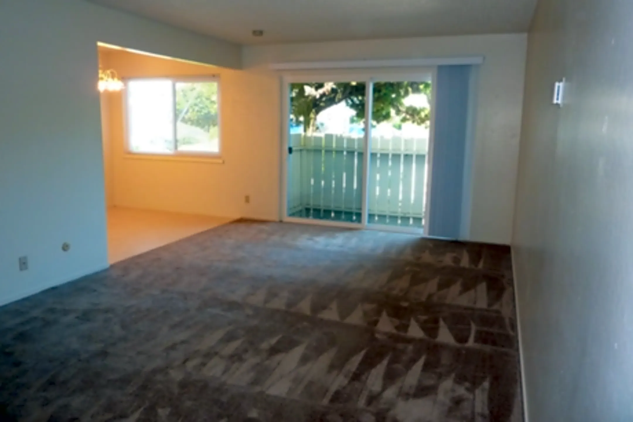 The Oaks Apartment Santa Rosa, CA 95401