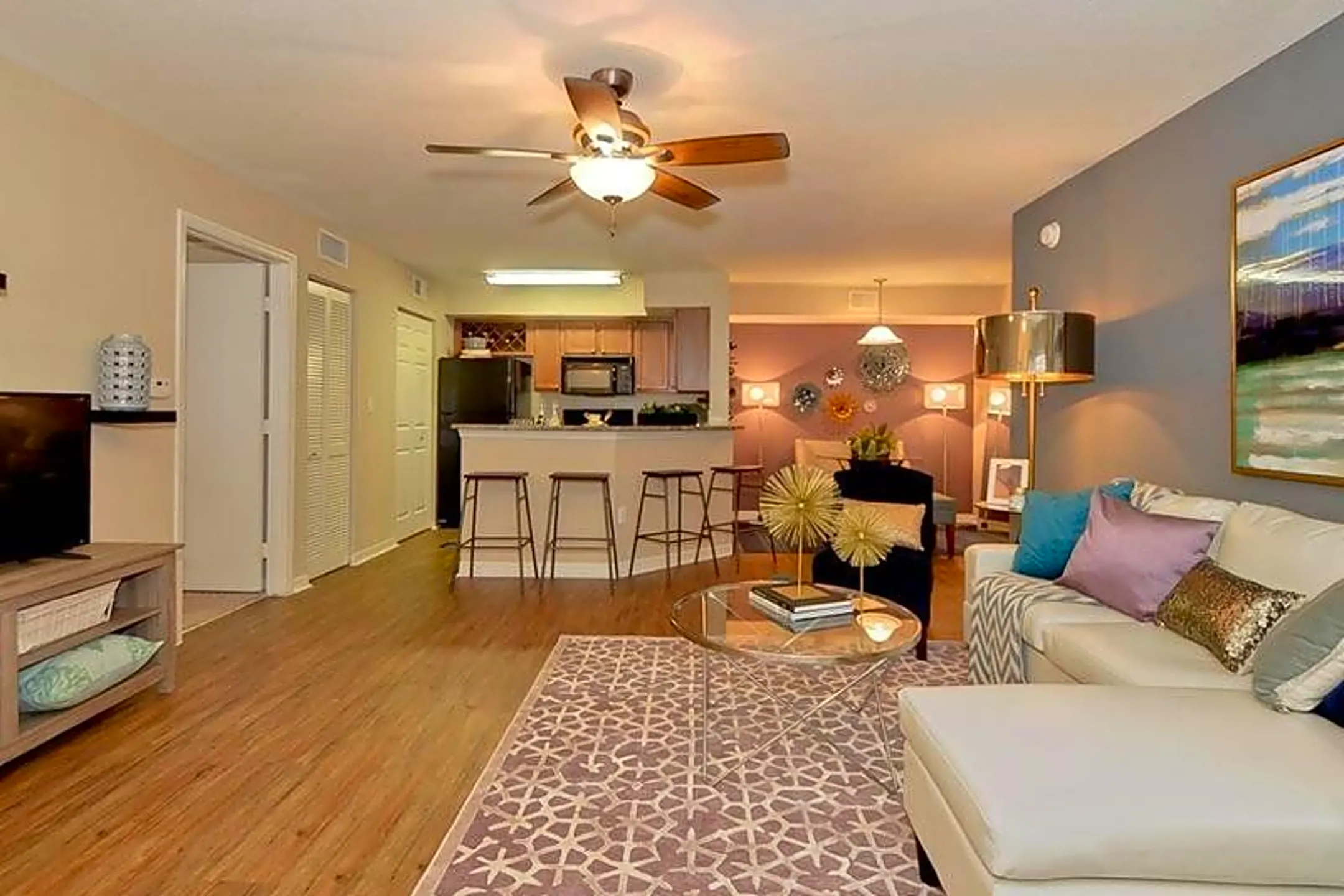 Providence Lakes Apartments - 1702 Chapel Tree Cir | Brandon, FL ...