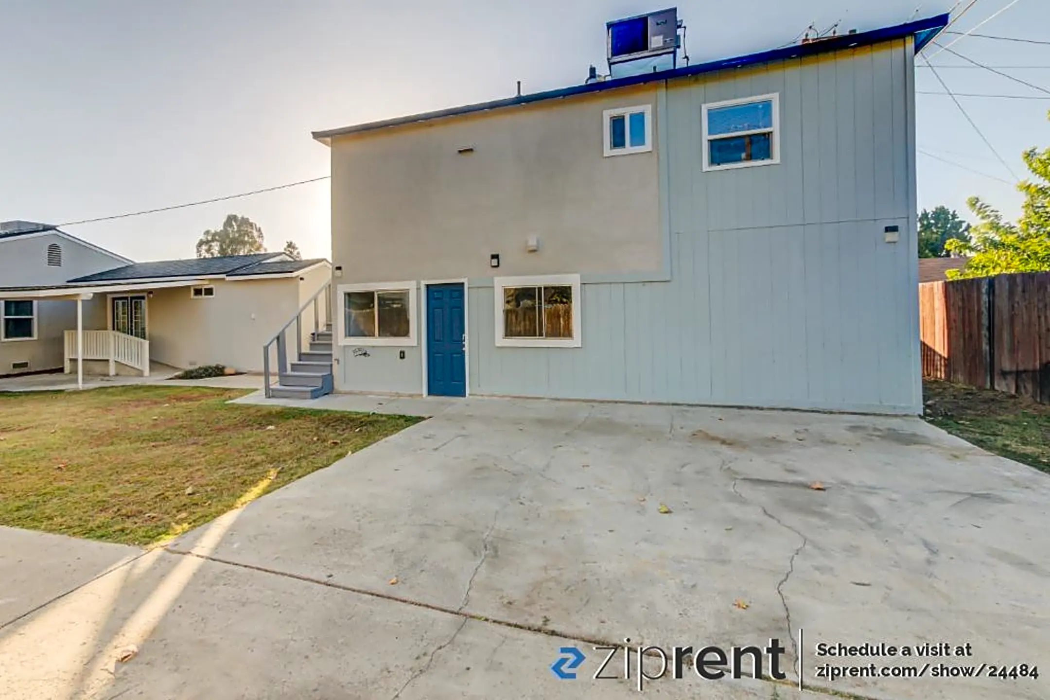 Building - 218 Arvin St, A - Bakersfield, CA