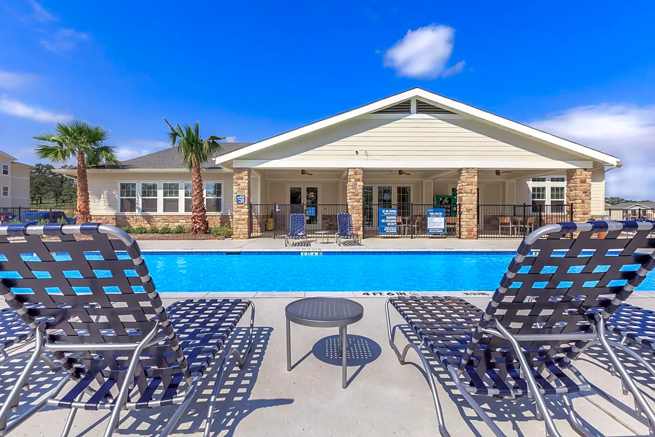 Parkdale Villas Apartments Denison, TX 75020