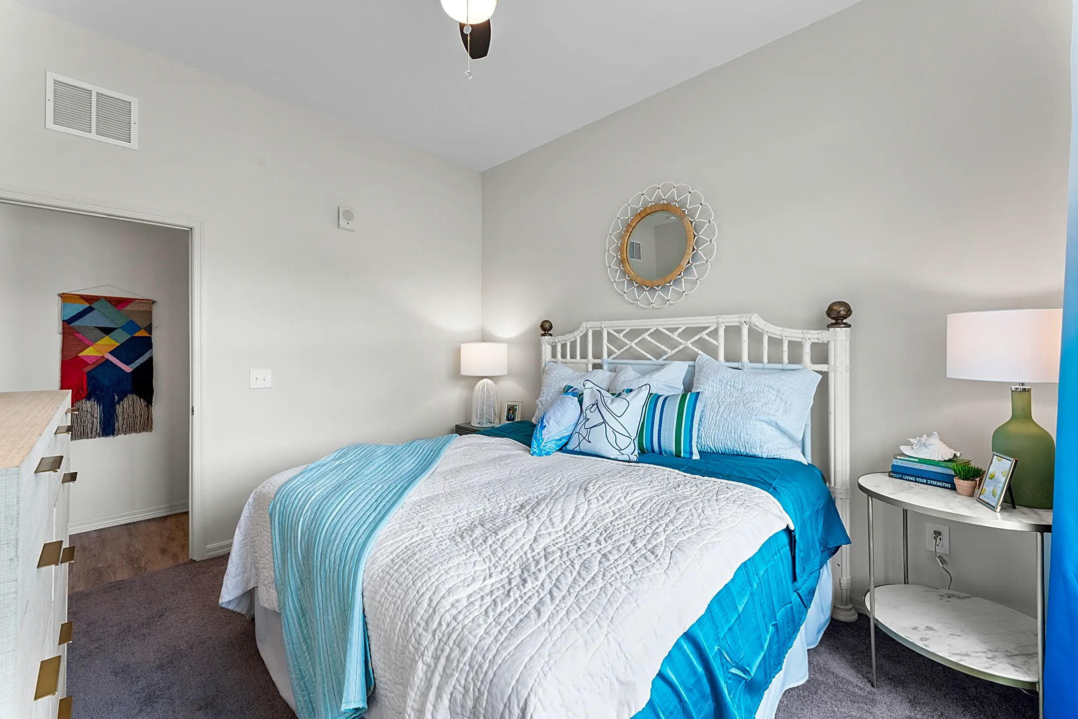 Bedroom - The Reef Apartments - Jacksonville, FL