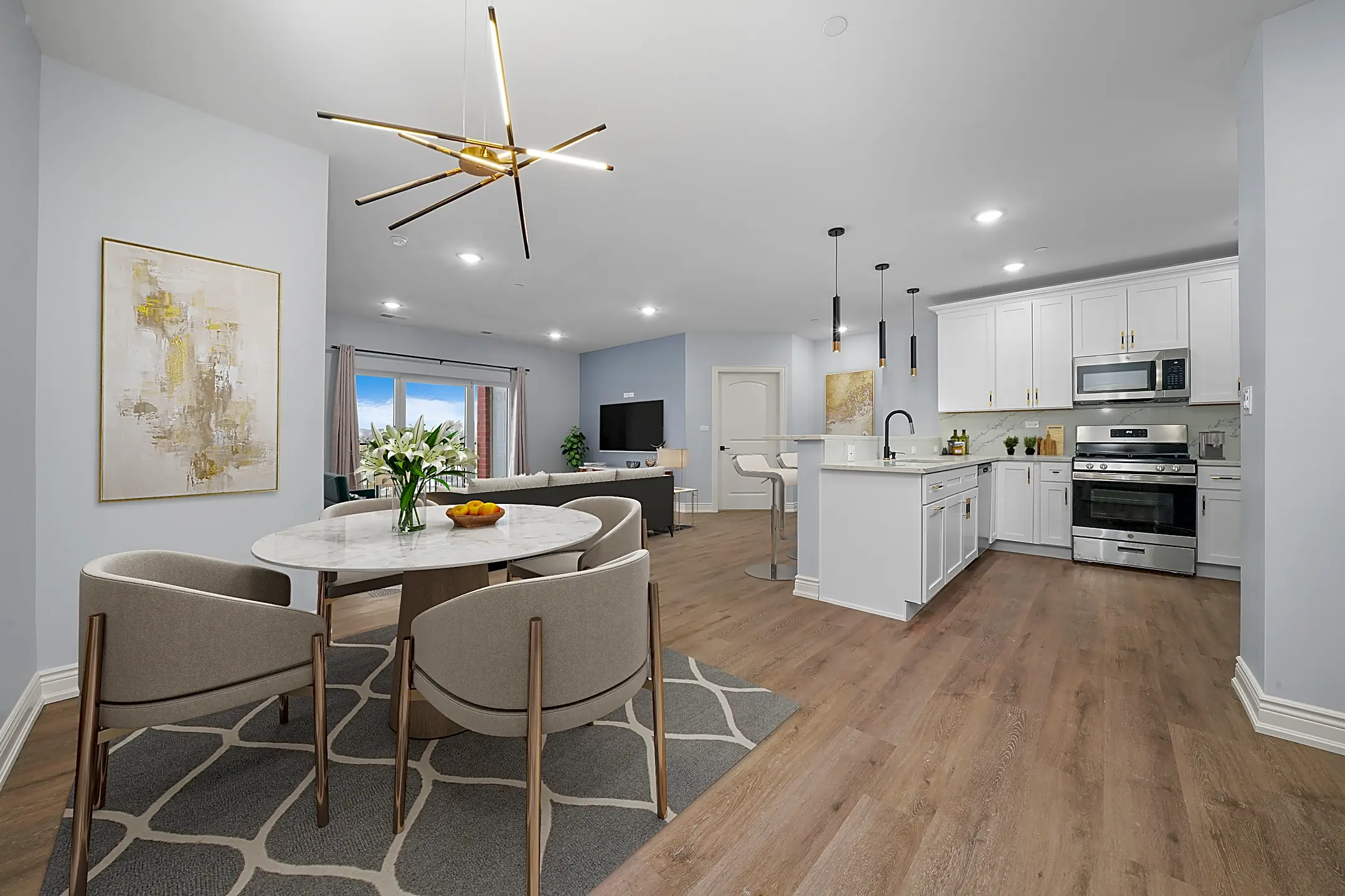 Premier Luxury Apartments 9600 Franklin Ave Franklin Park, IL