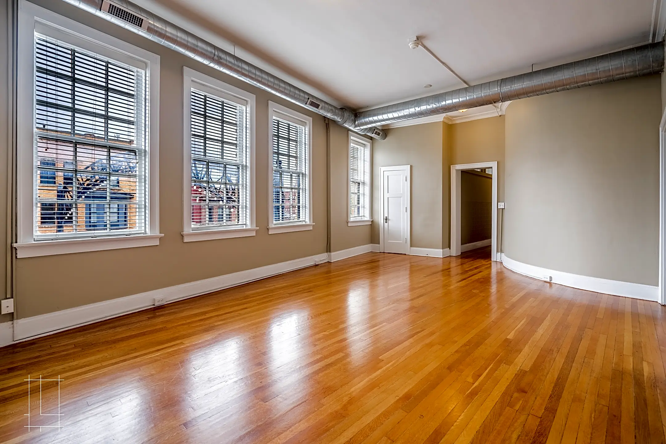 Lykens Companies Apartments Columbus, OH 43201