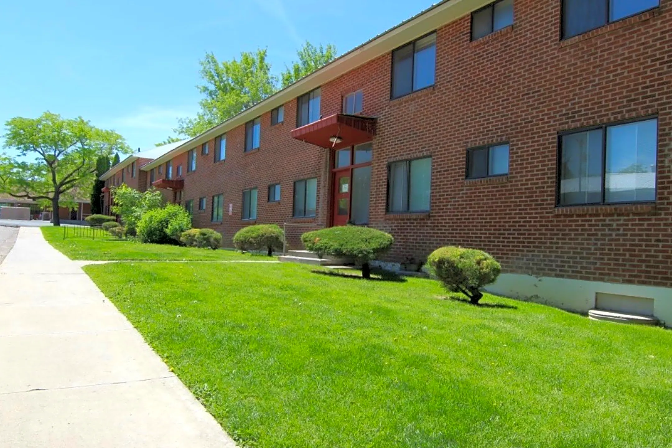 Pocatello Heights Apartments 344 N 15th Ave Pocatello, ID