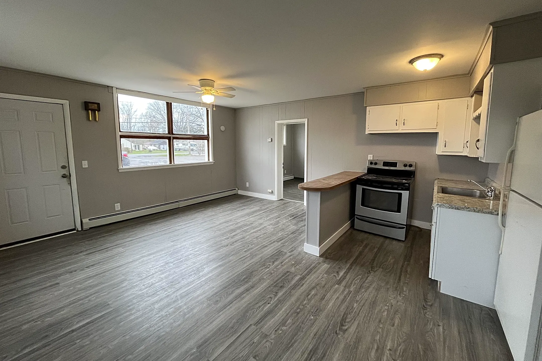 257 Witmer Rd 257 Witmer Rd unit 5 North Tonawanda, NY Apartments