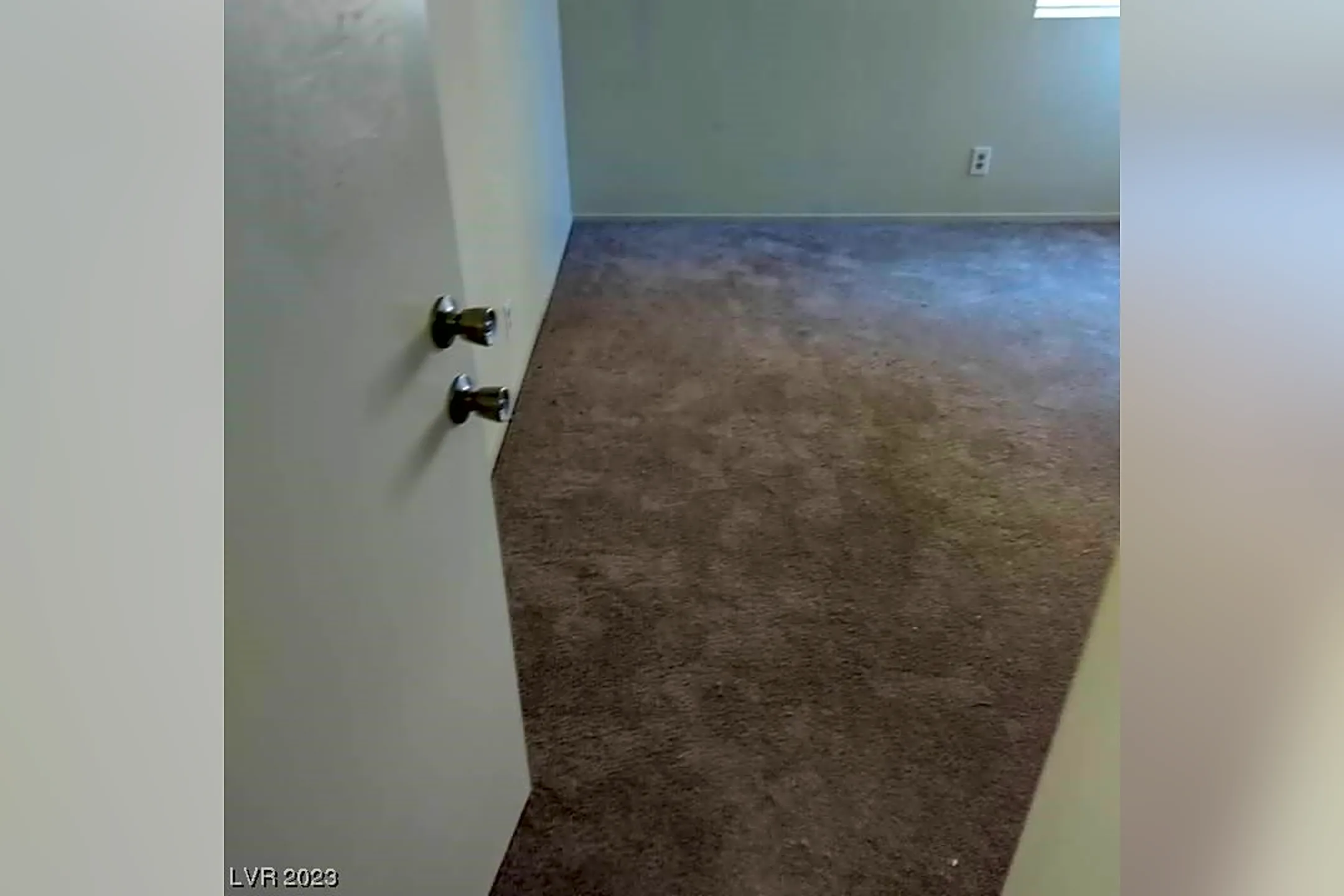 5049 Spencer St D Townhomes Las Vegas, NV 89119