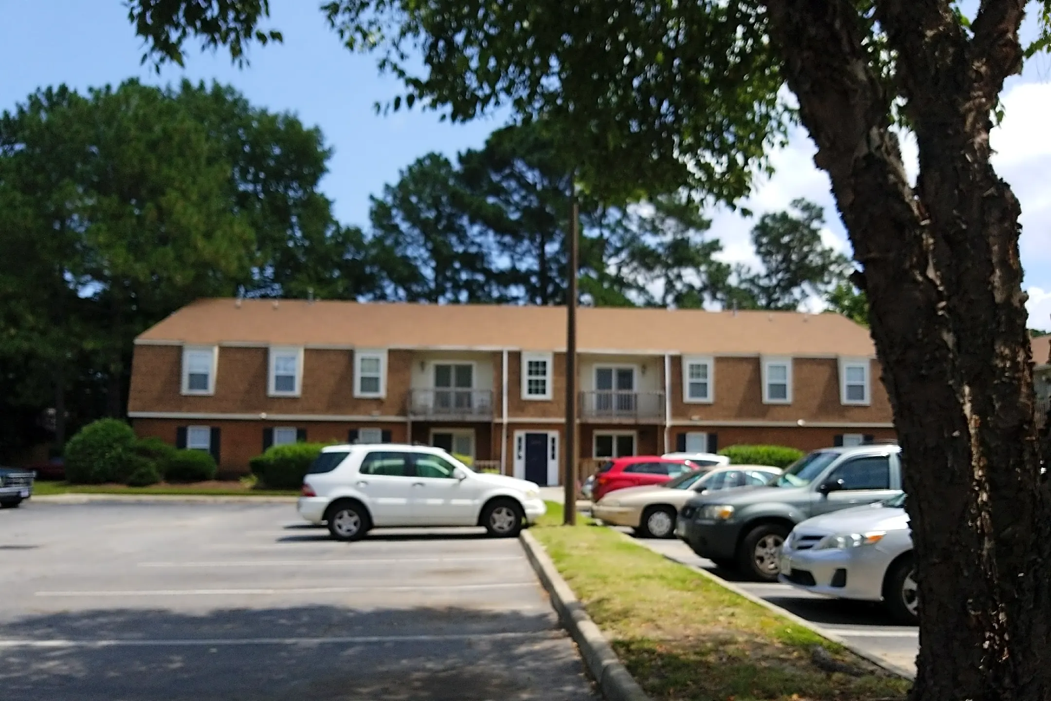 Commons at Churchland Apartments - Chesapeake, VA 23321