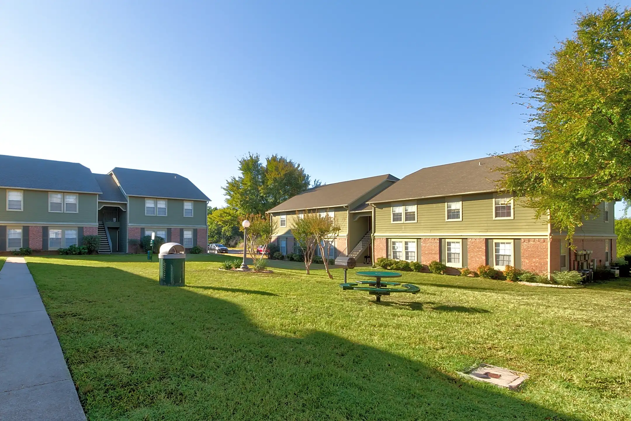 Arbors Of Cleburne 815 Woodard Ave Cleburne, TX Apartments for Rent