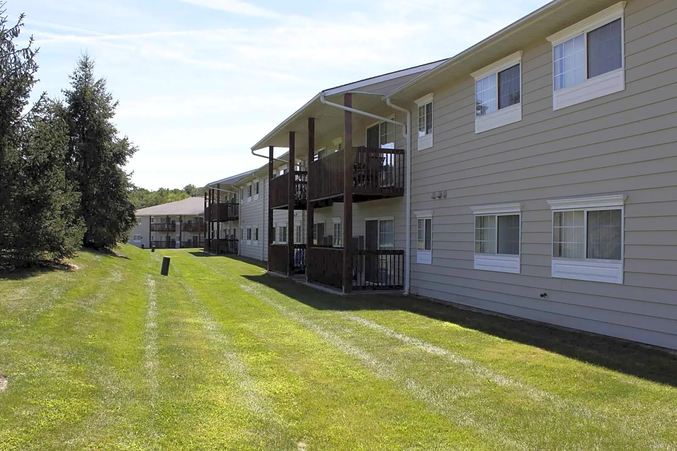 Glenwood Pointe Apartments - Twinsburg, OH