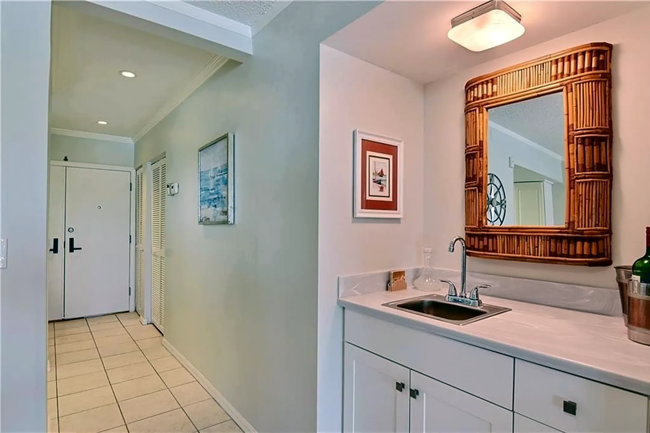 Kitchen - 3939 Ocean Dr #302B - Vero Beach, FL