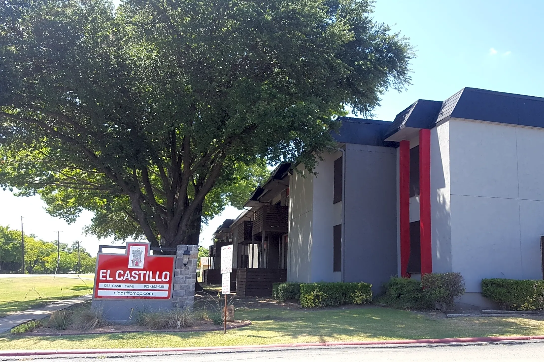 El Castillo Apartment Homes 1233 Castle Dr Garland TX Apartments   E172e71daf1d62ffd16f8a727eba386b