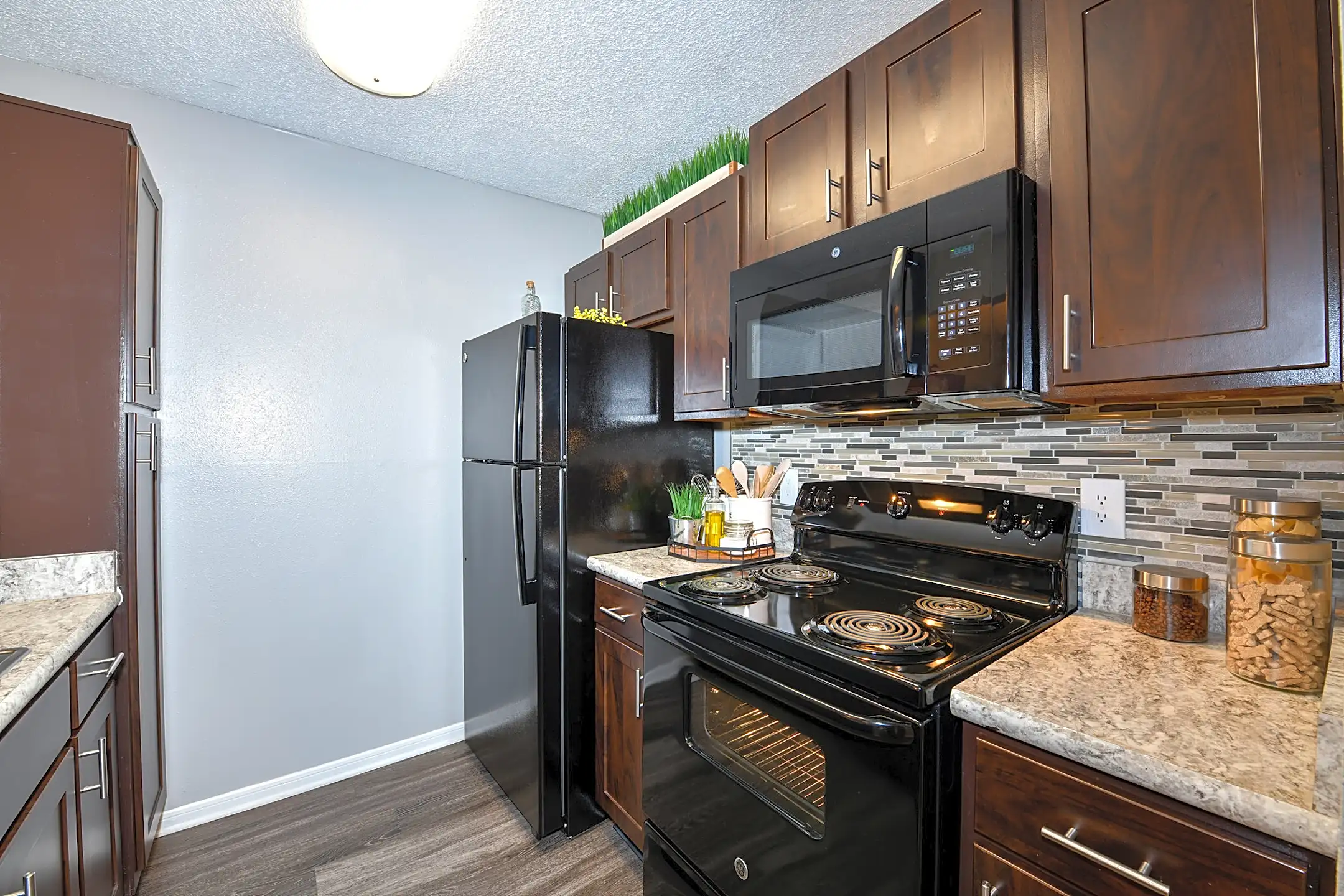 Arbors Of Brentwood 100 Brentwood Pl Nashville, TN Apartments for