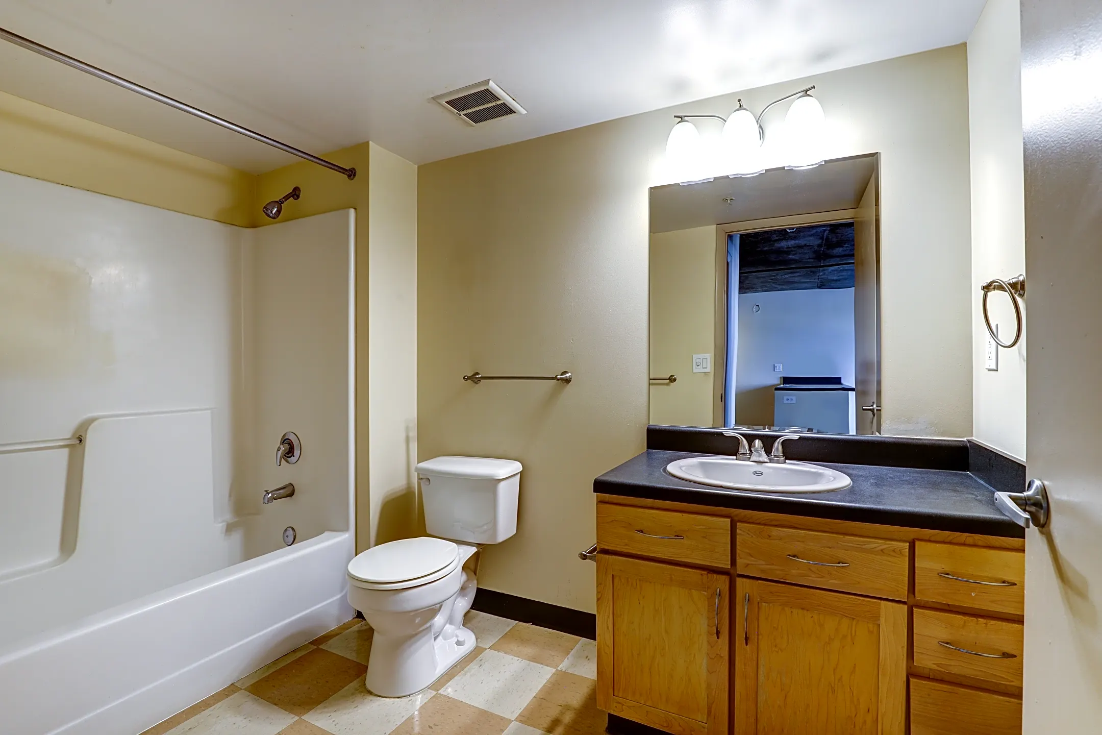 Bathroom - Broadway Plaza Lofts - Denver, CO