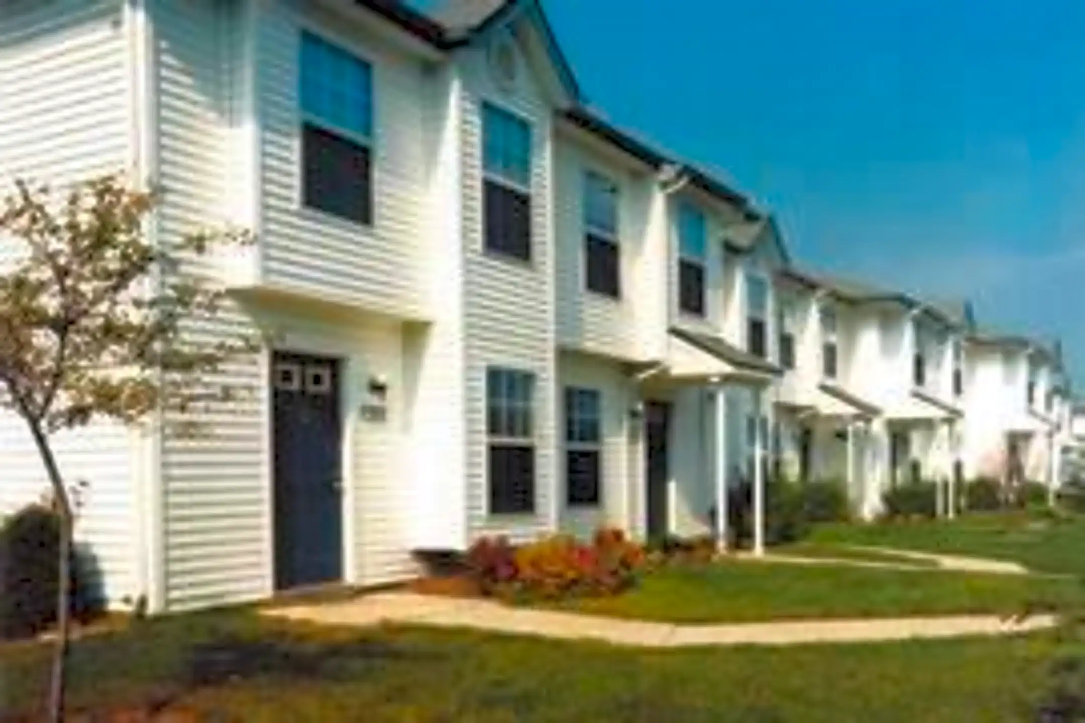 Centre Street Village Townhomes 2011 E Centre Ave Portage, MI