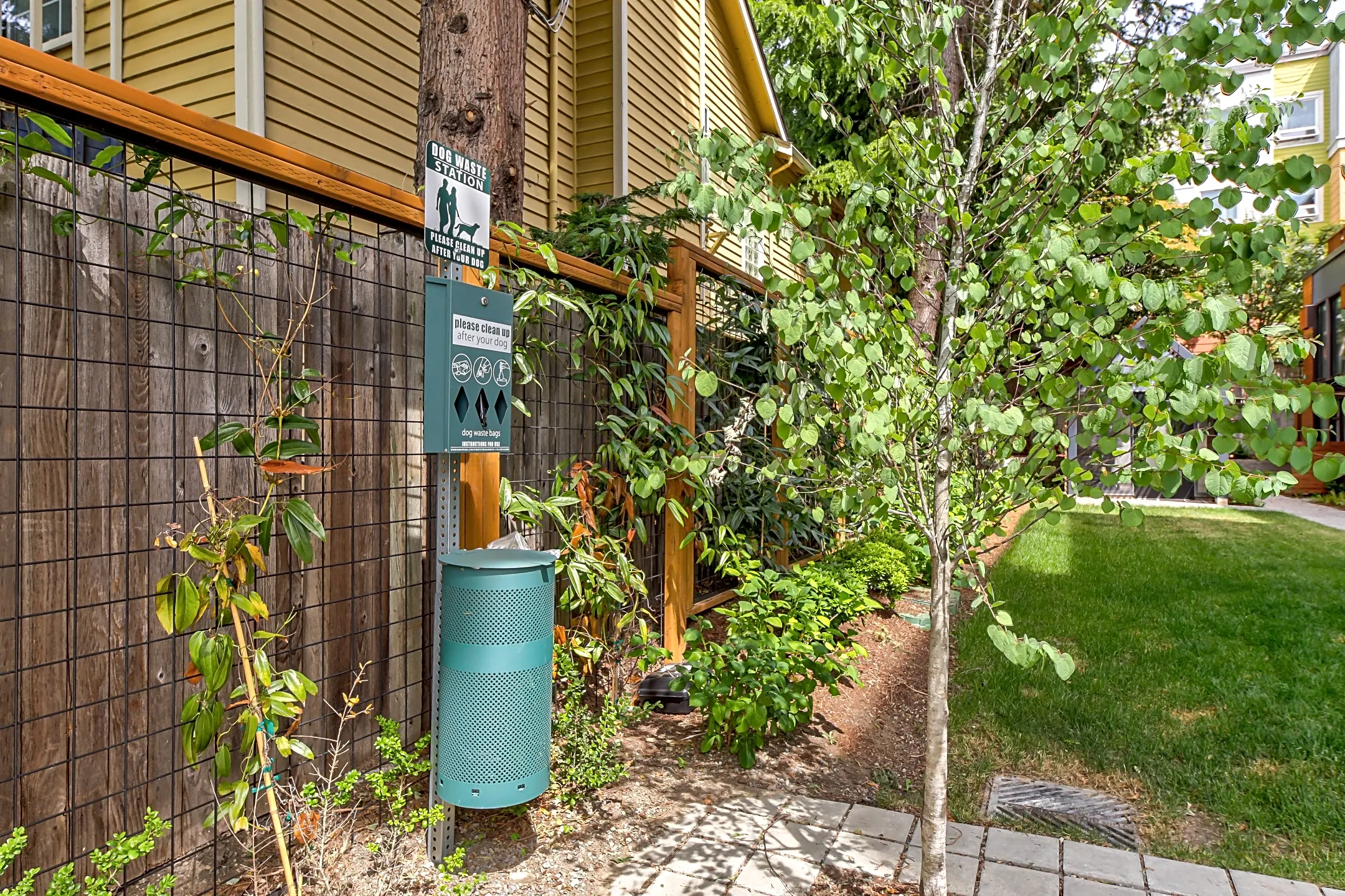 Community Signage - Ori Stone Way Apartments - Seattle, WA