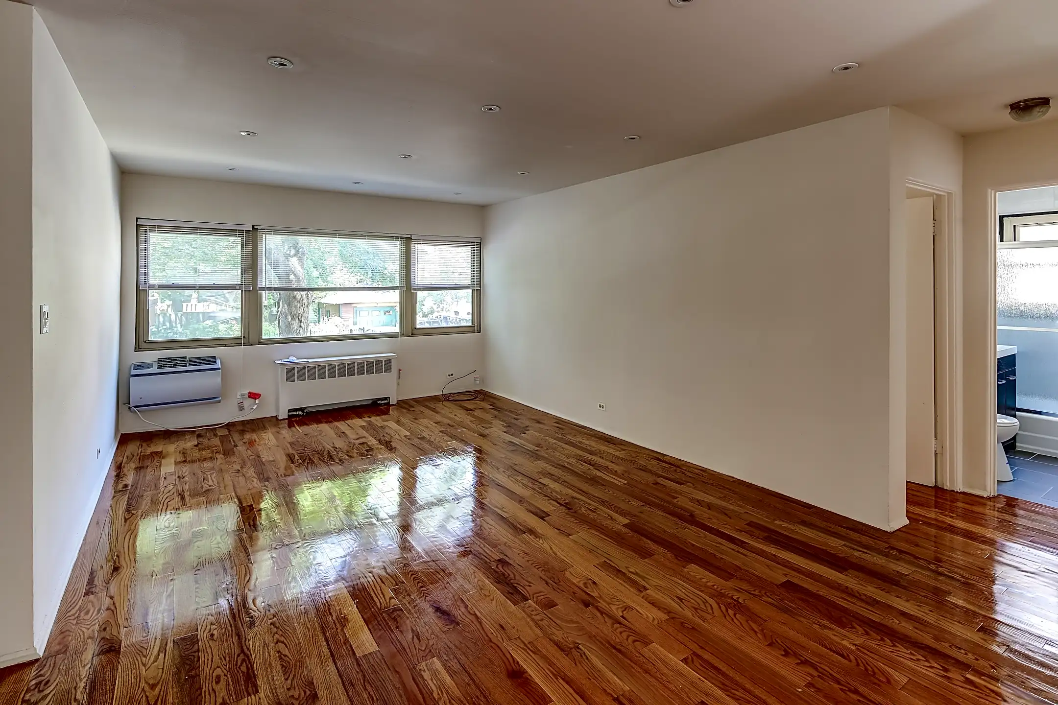 817 Seward Apartments 817 Seward St Evanston, IL Apartments for