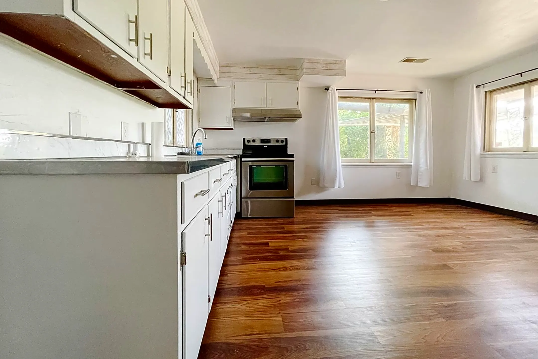 305 S Manning Ave 305 S Manning Ave unit 305 1/2 Muncie, IN Houses